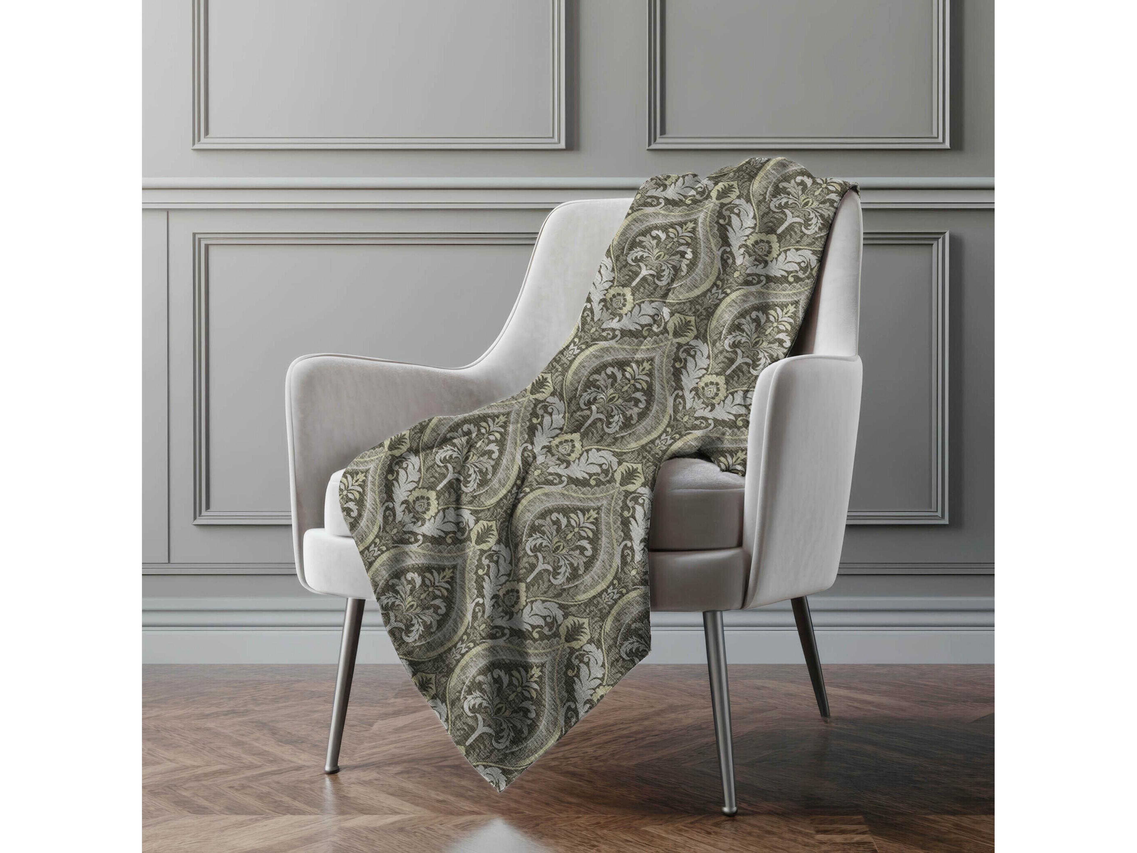 Dalyn Sherpa Brown Polyester Throw