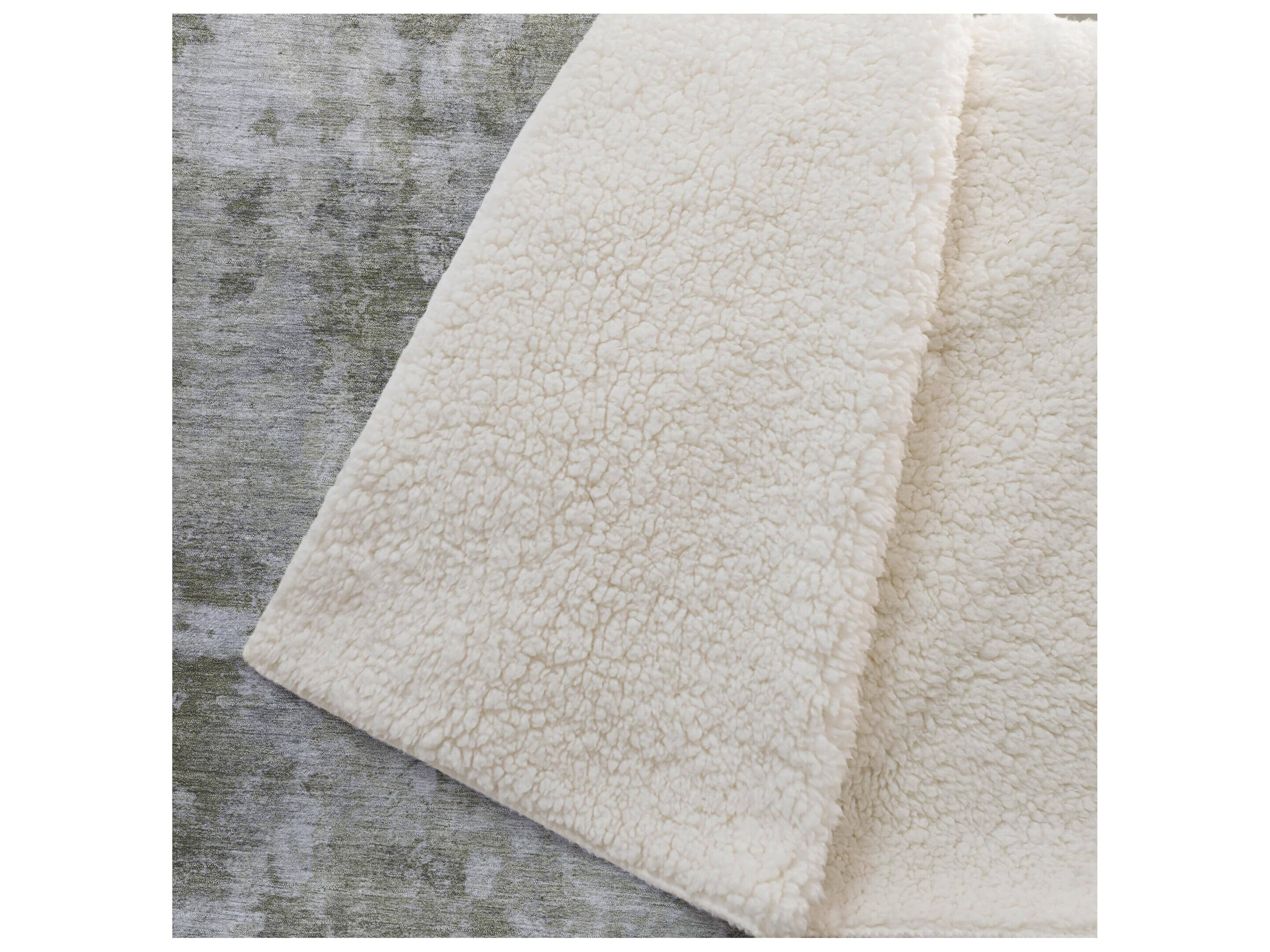 Dalyn Sherpa Brown Polyester Throw