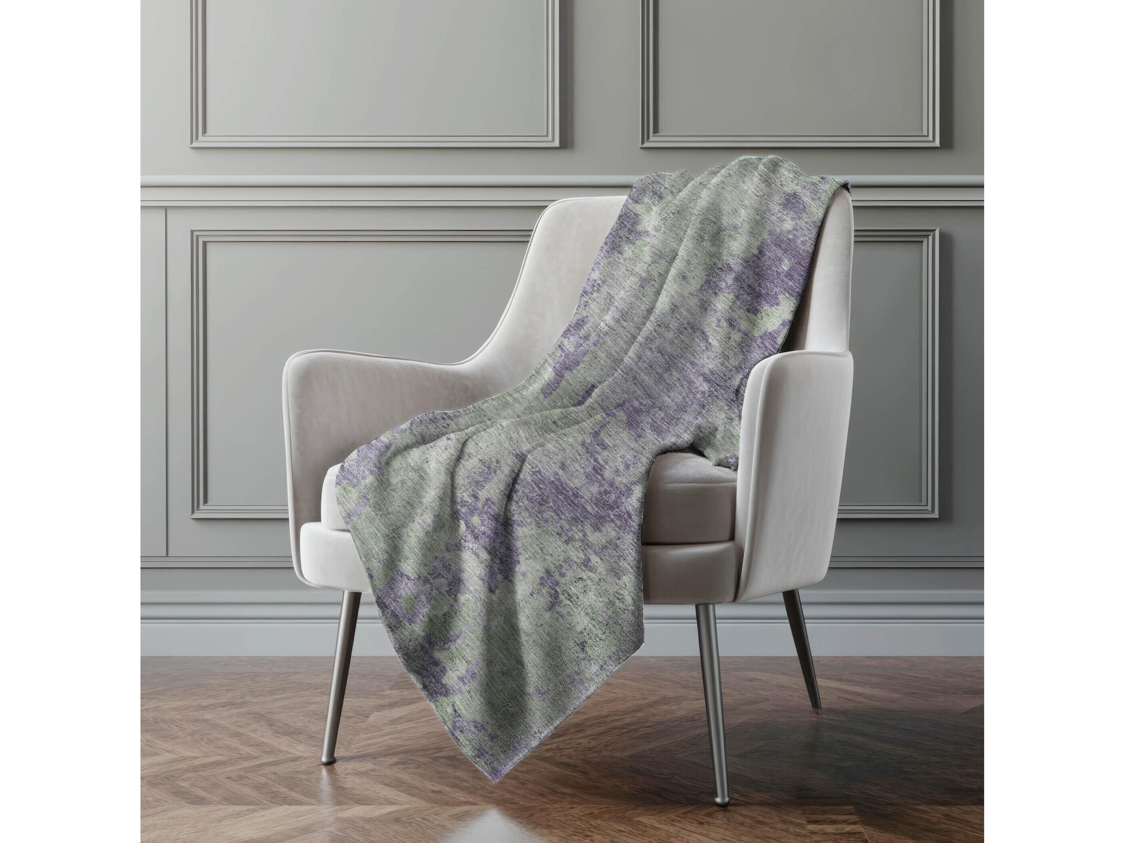 Dalyn Sherpa Purple Polyester Throw
