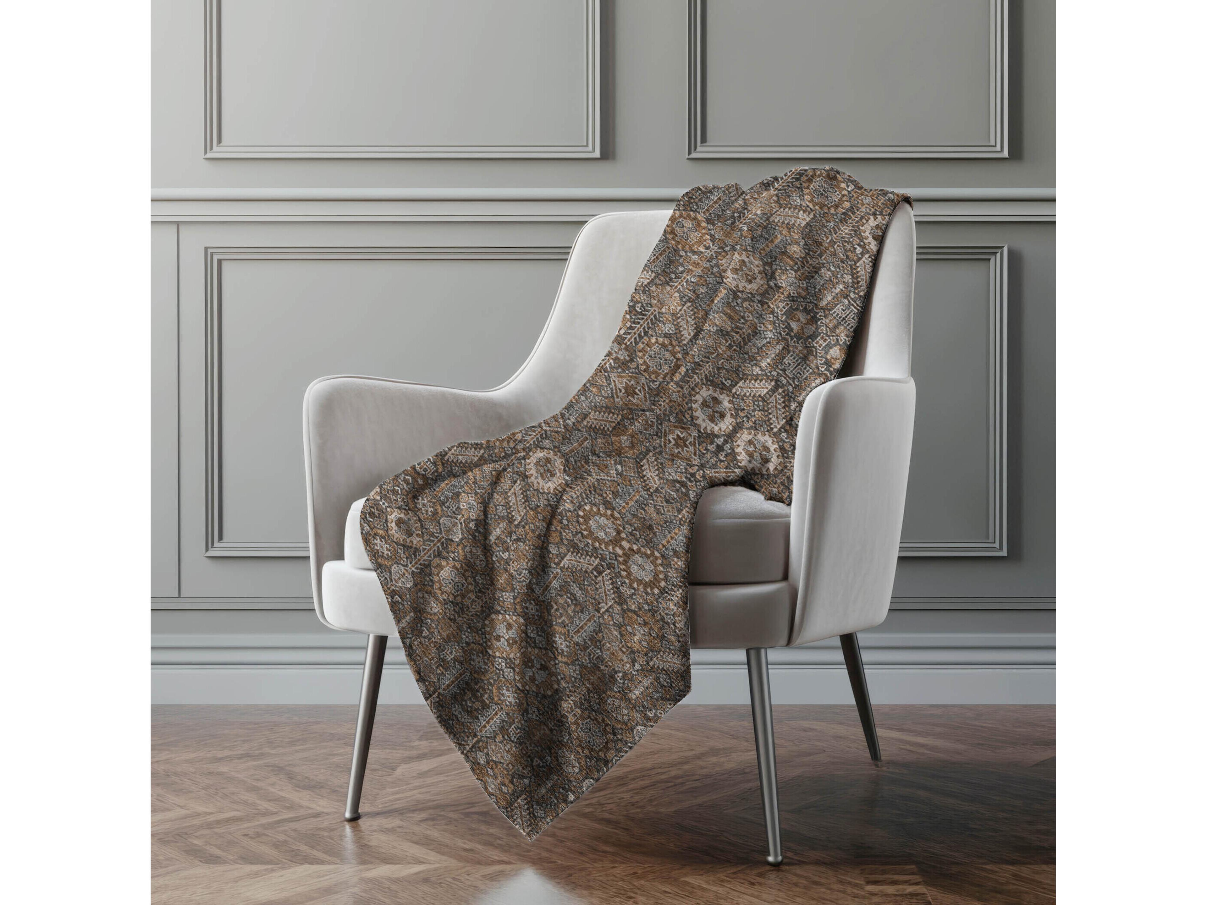Dalyn Sherpa Brown Polyester Throw