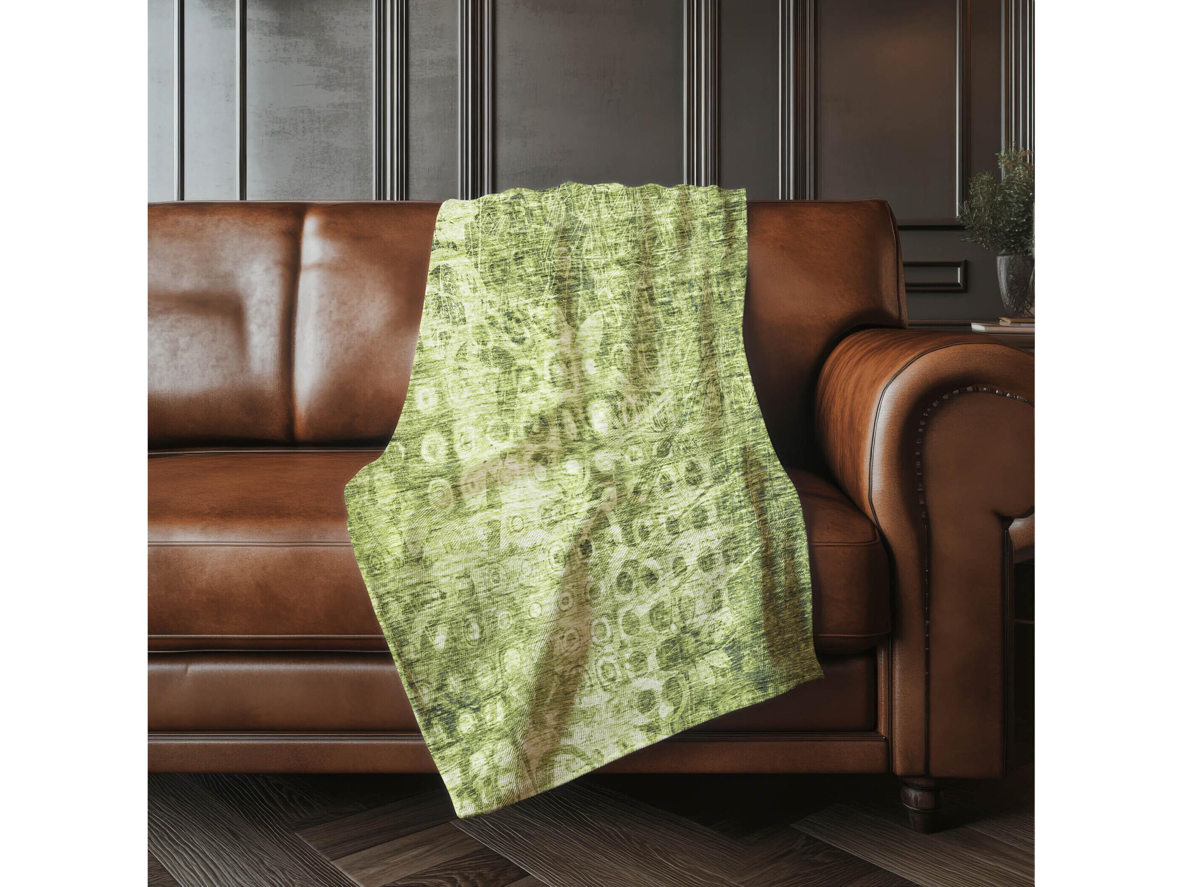 Dalyn Sherpa Green Polyester Throw