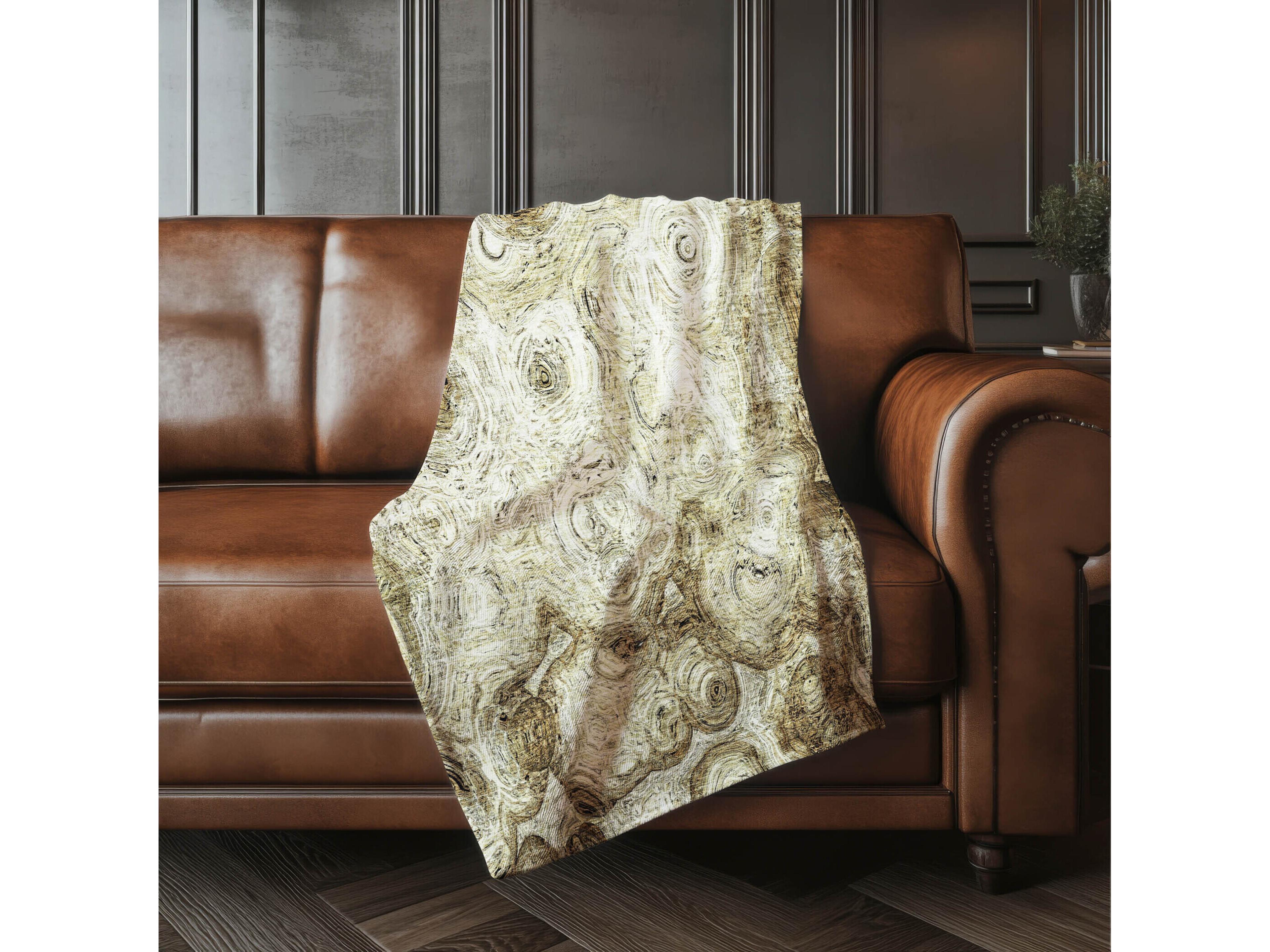 Dalyn Sherpa Brown Polyester Throw