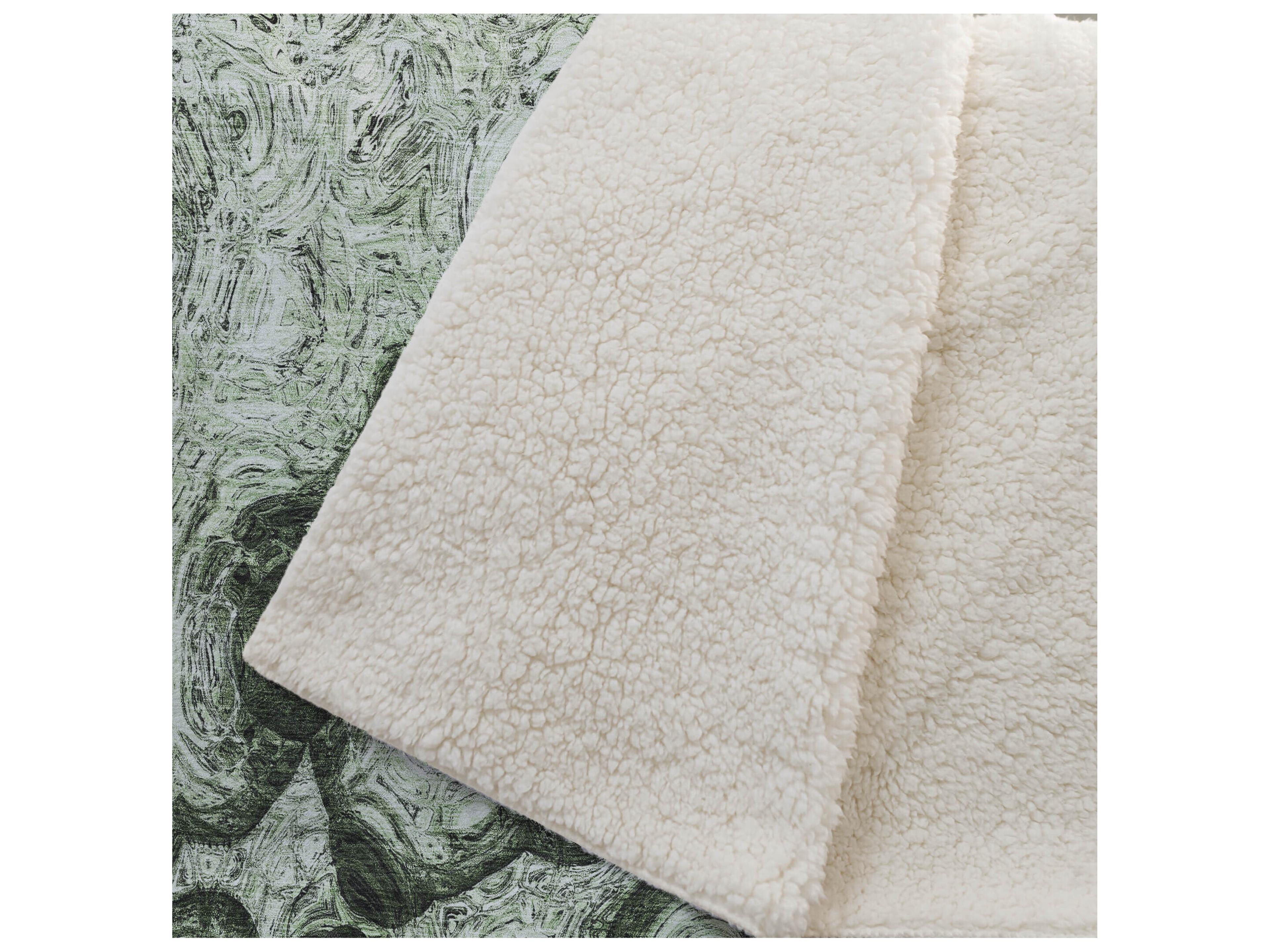 Dalyn Sherpa Green Polyester Throw