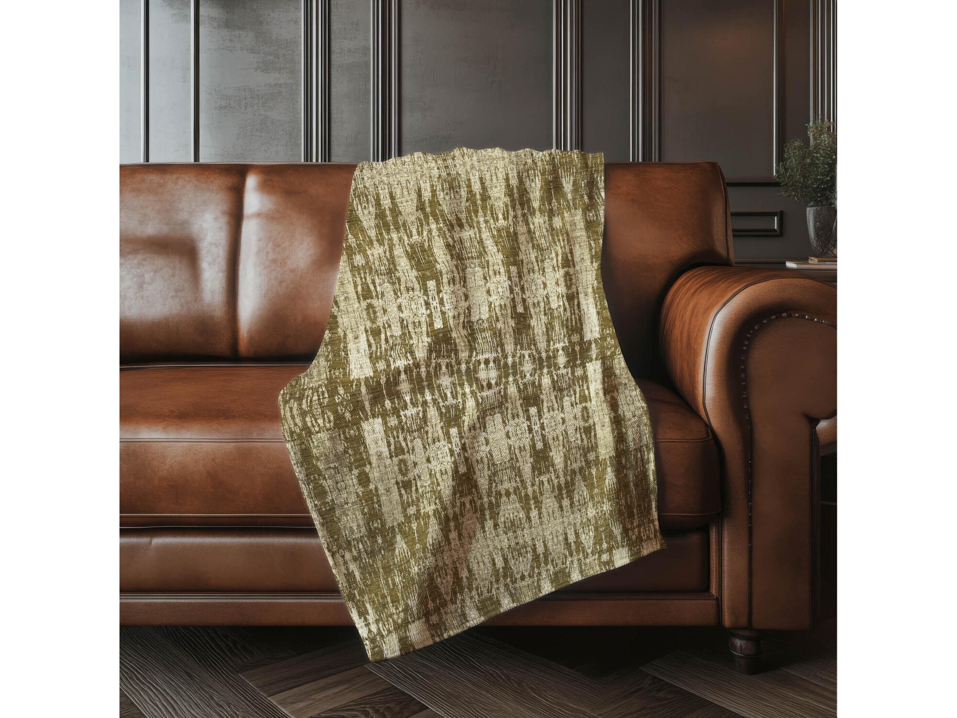 Dalyn Sherpa Brown Polyester Throw