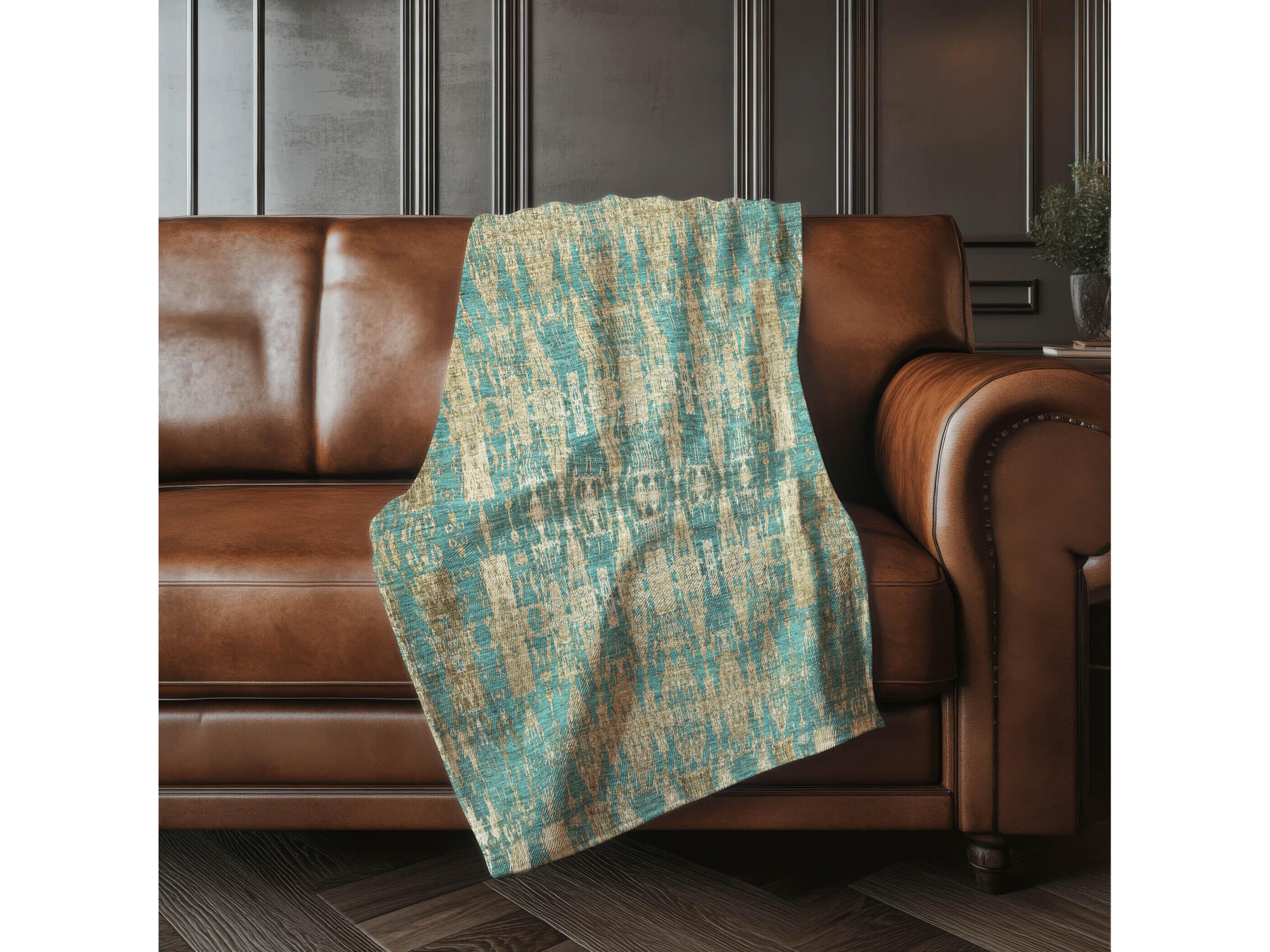 Dalyn Sherpa Teal Polyester Throw