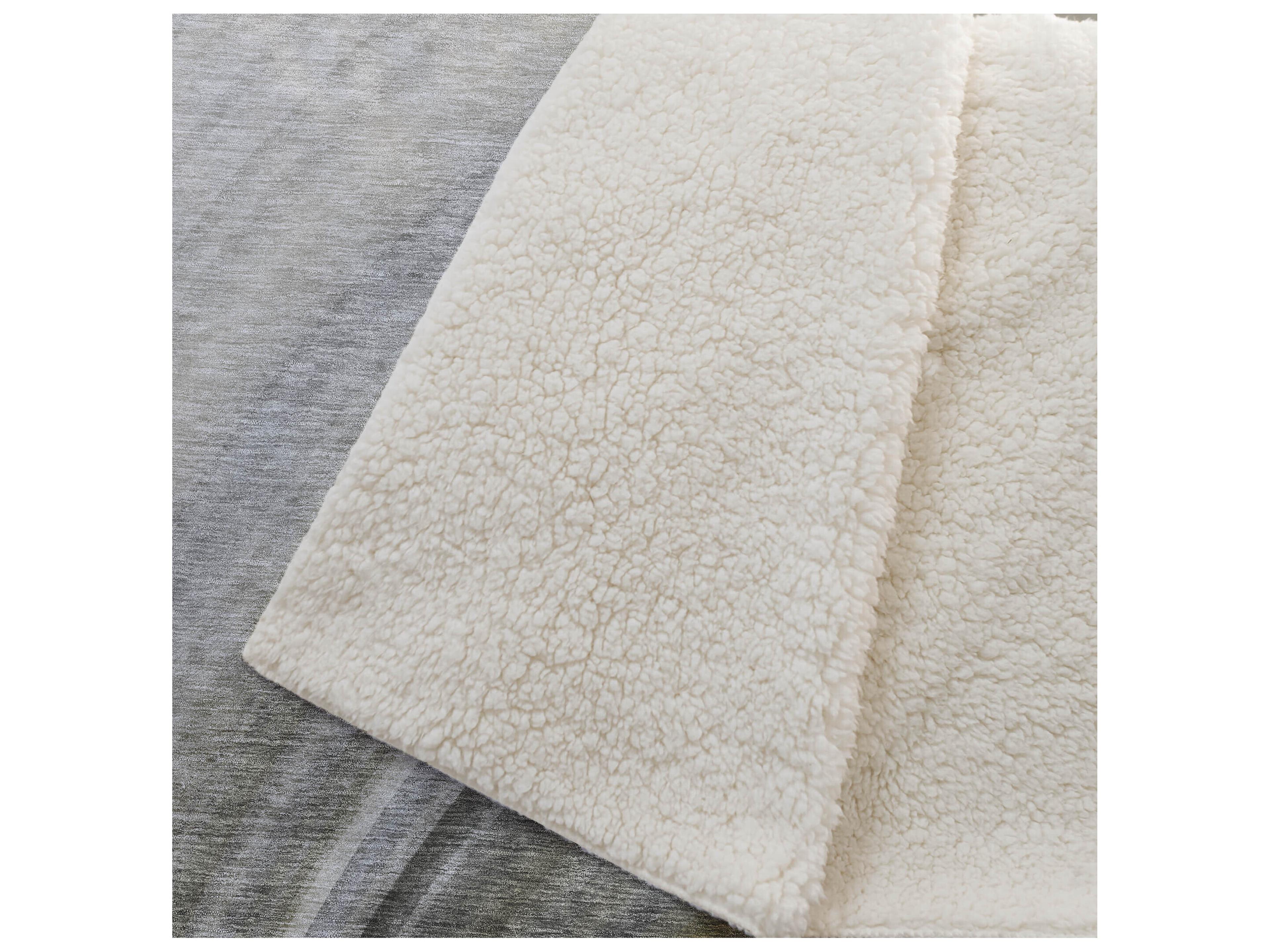 Dalyn Sherpa Brown Polyester Throw