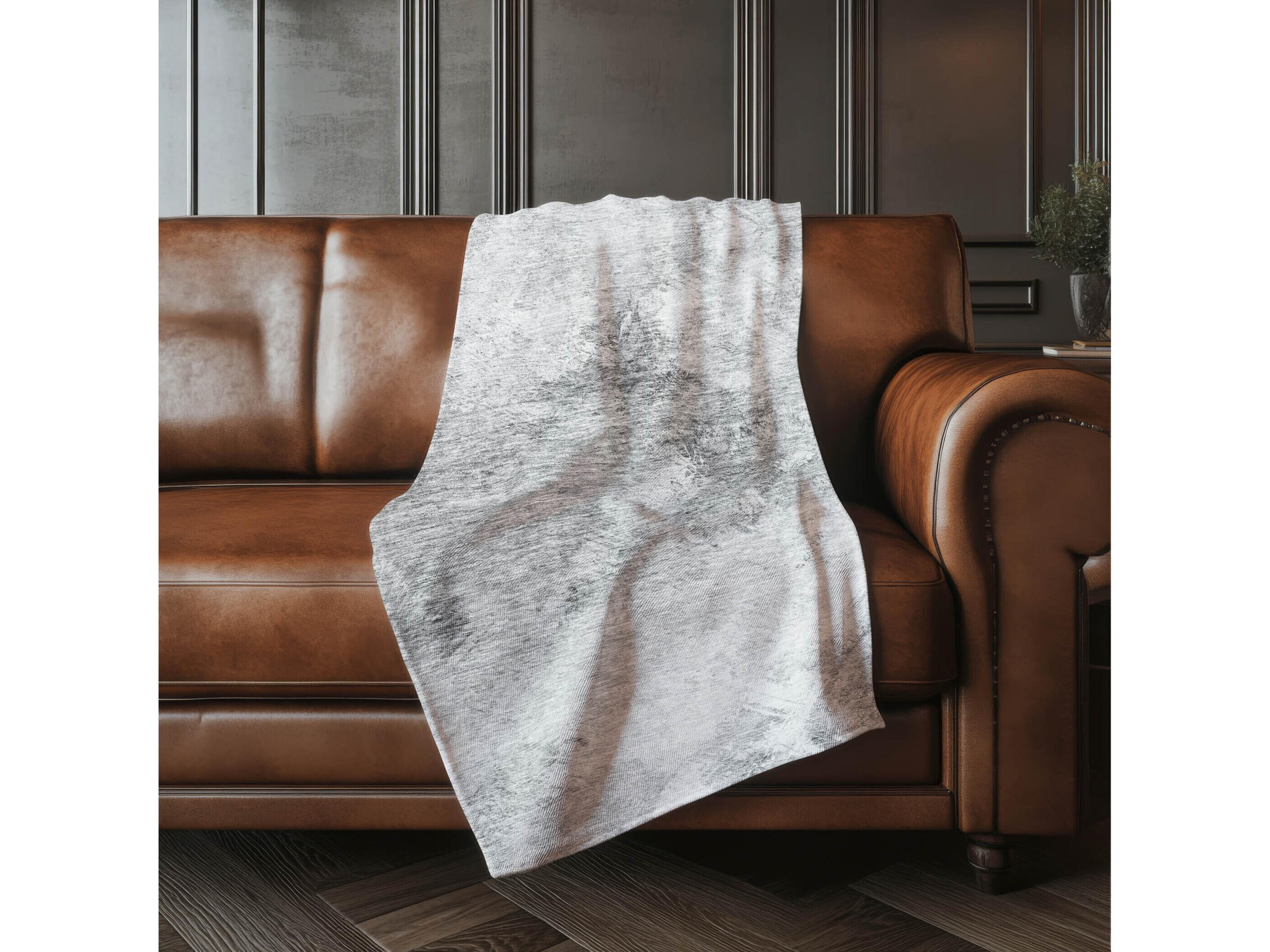 Dalyn Sherpa Gray Polyester Throw