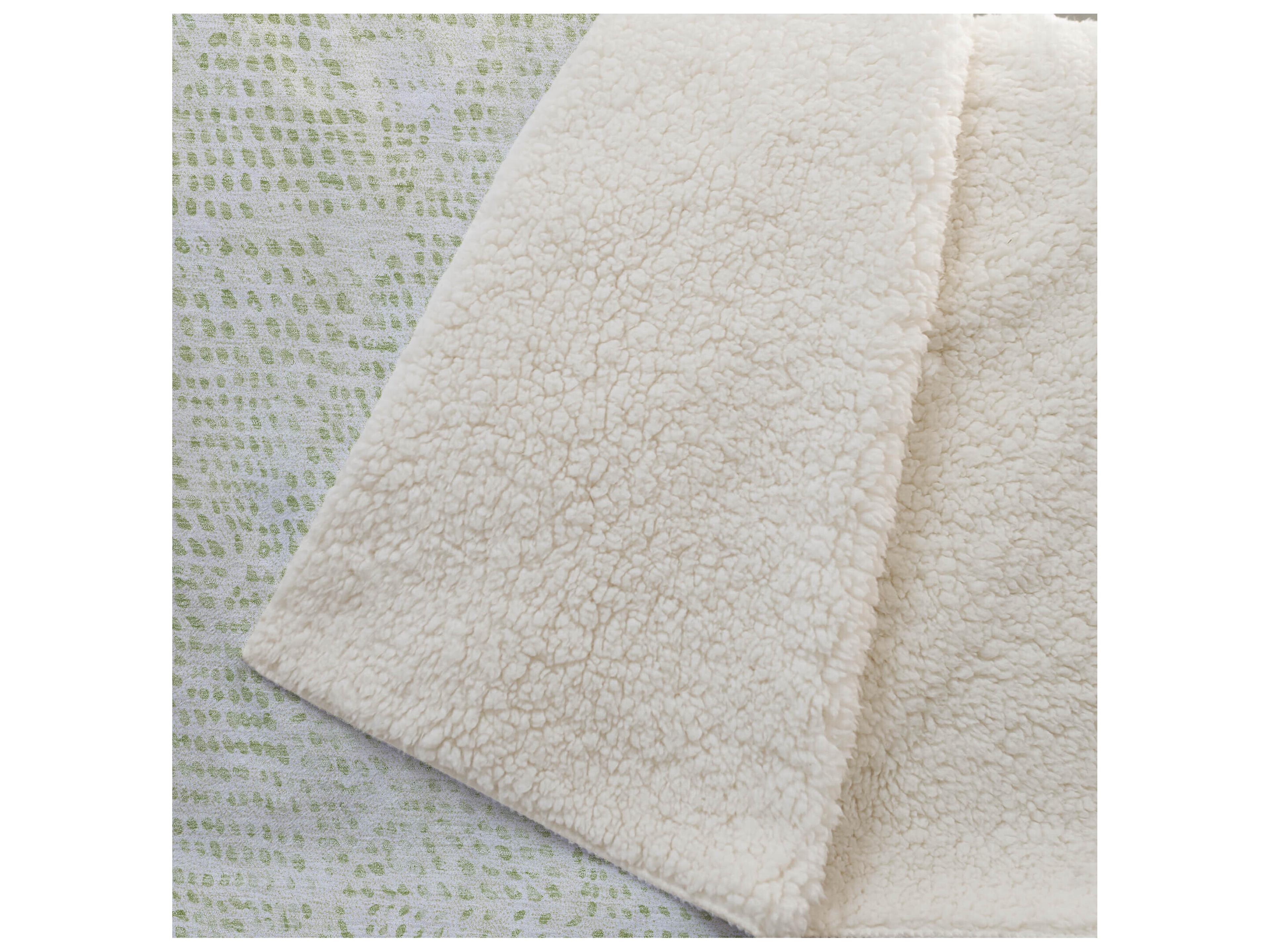 Dalyn Sherpa Green Polyester Throw