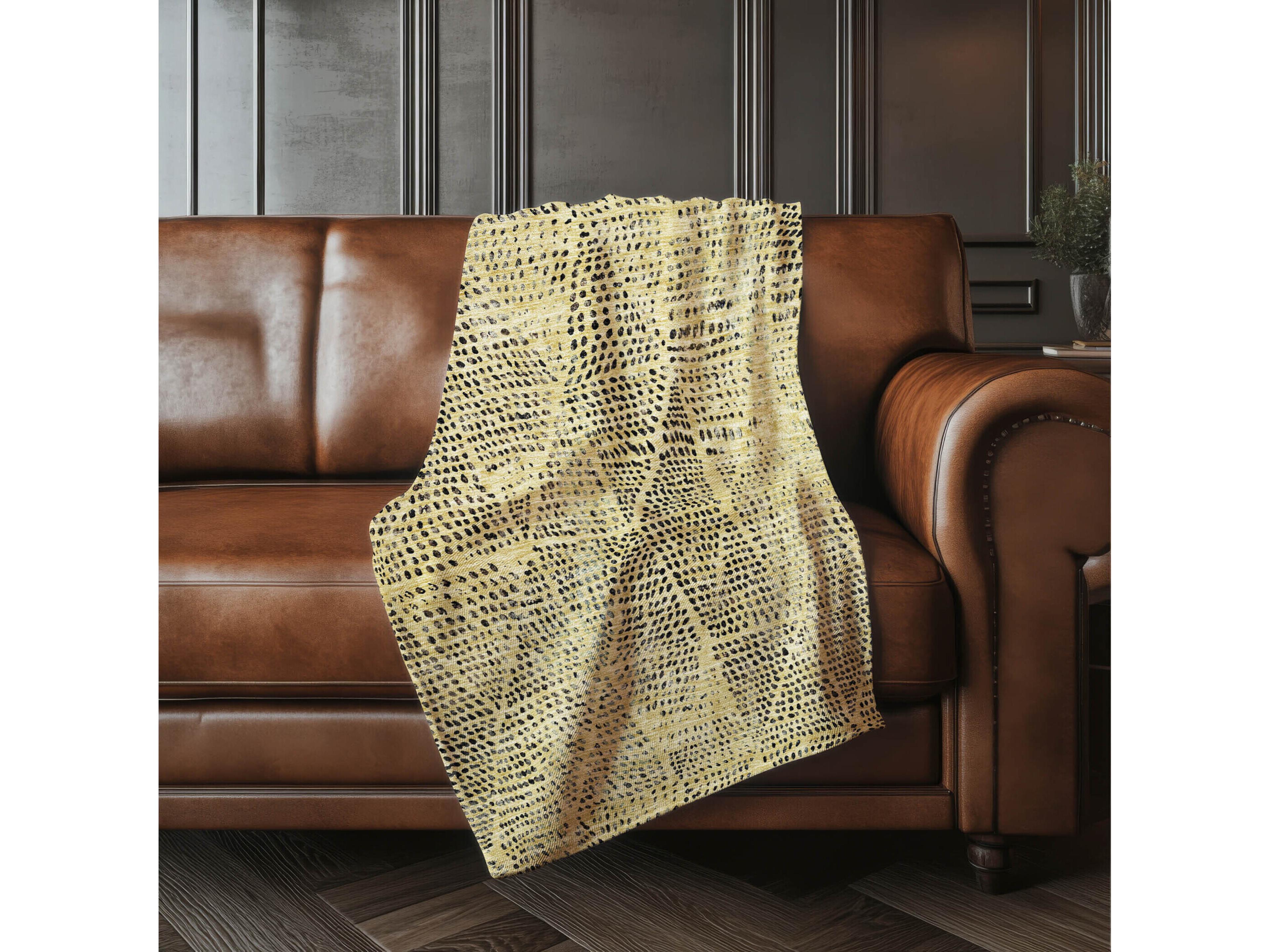 Dalyn Sherpa Gold Polyester Throw