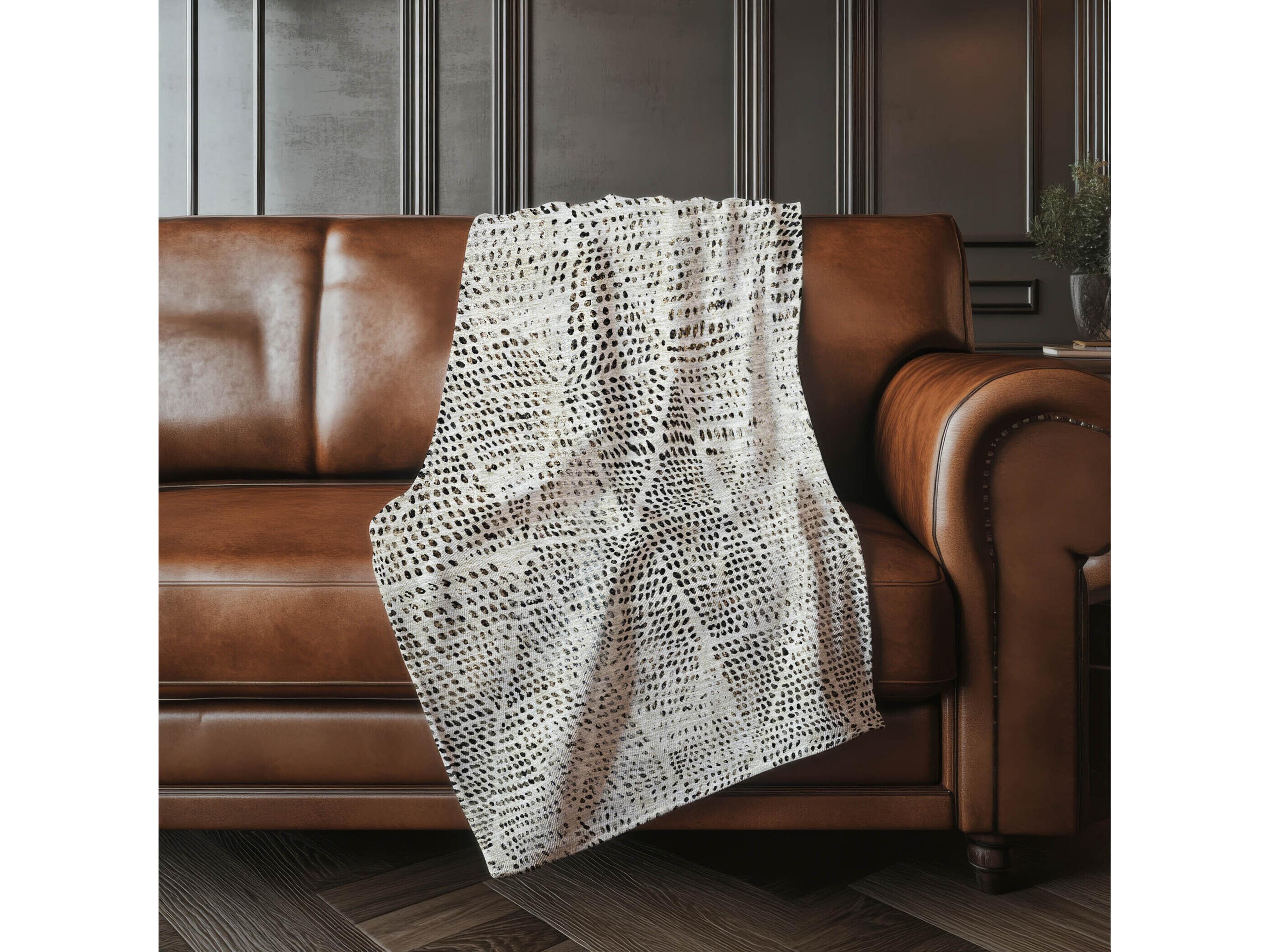 Dalyn Sherpa Gray Polyester Throw