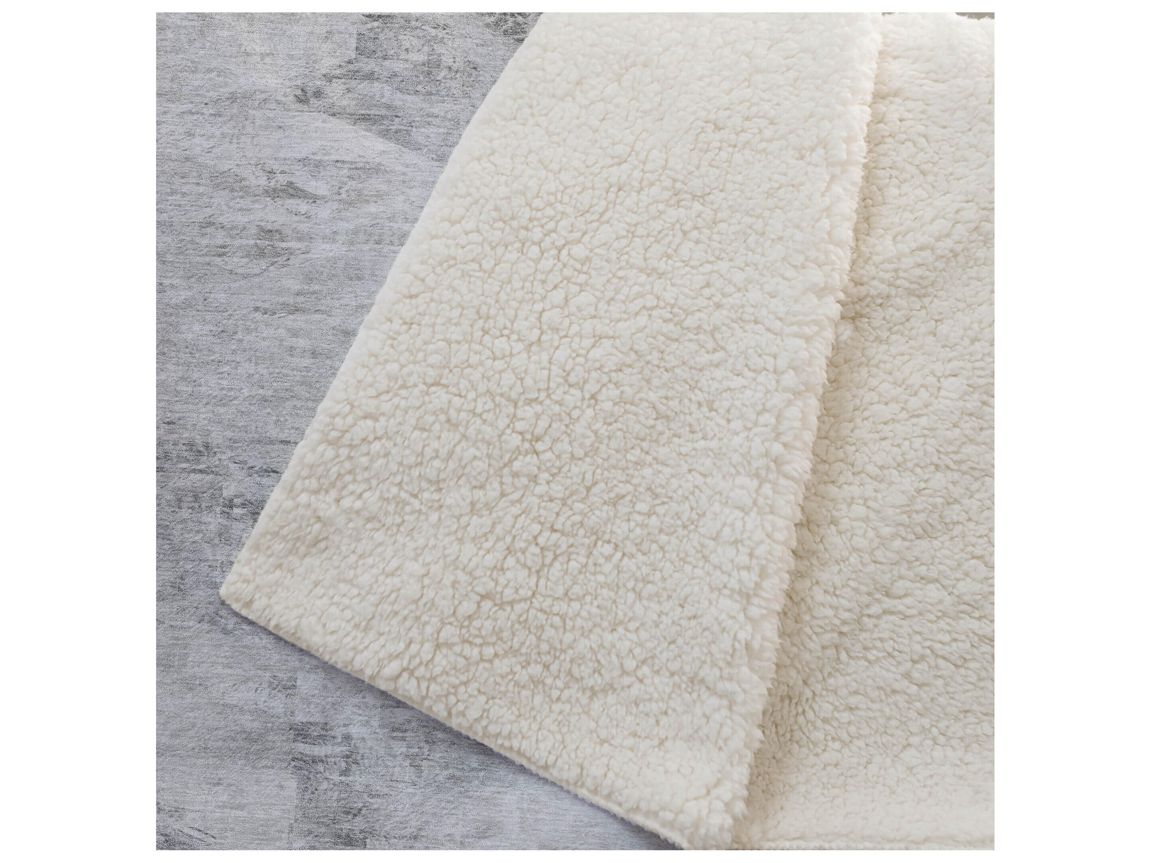 Dalyn Sherpa Gray Polyester Throw