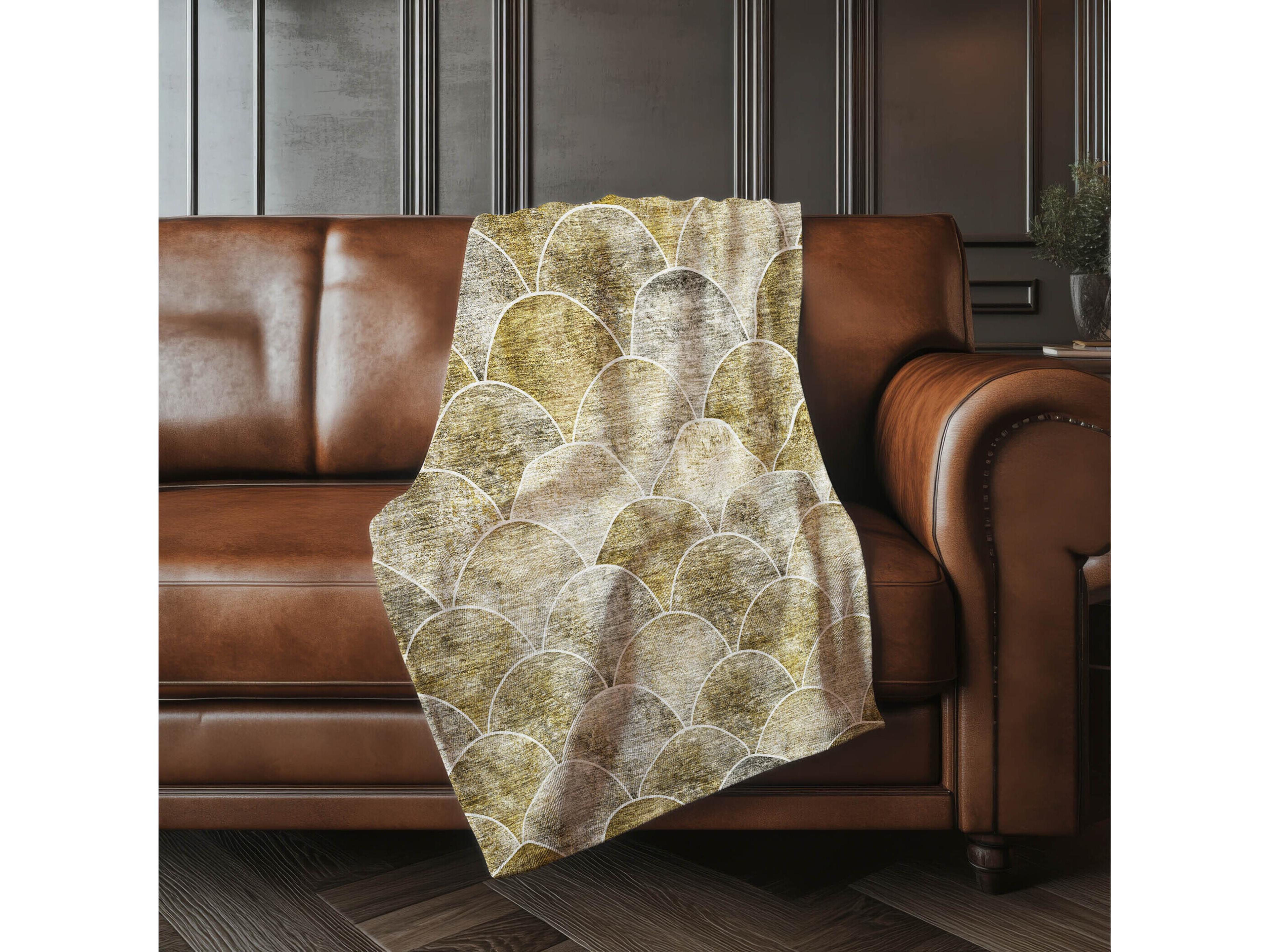 Dalyn Sherpa Brown Polyester Throw