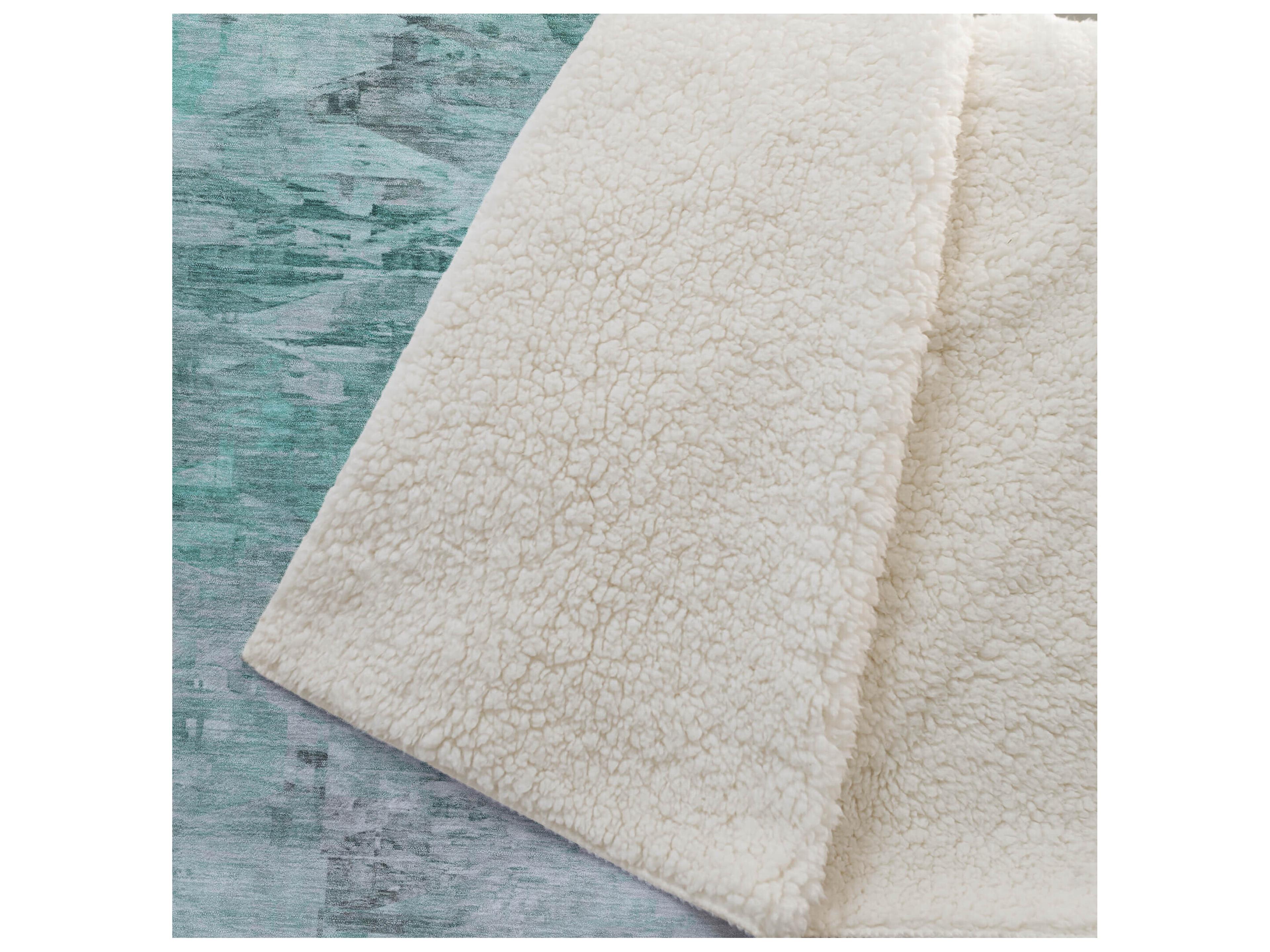 Dalyn Sherpa Teal Polyester Throw