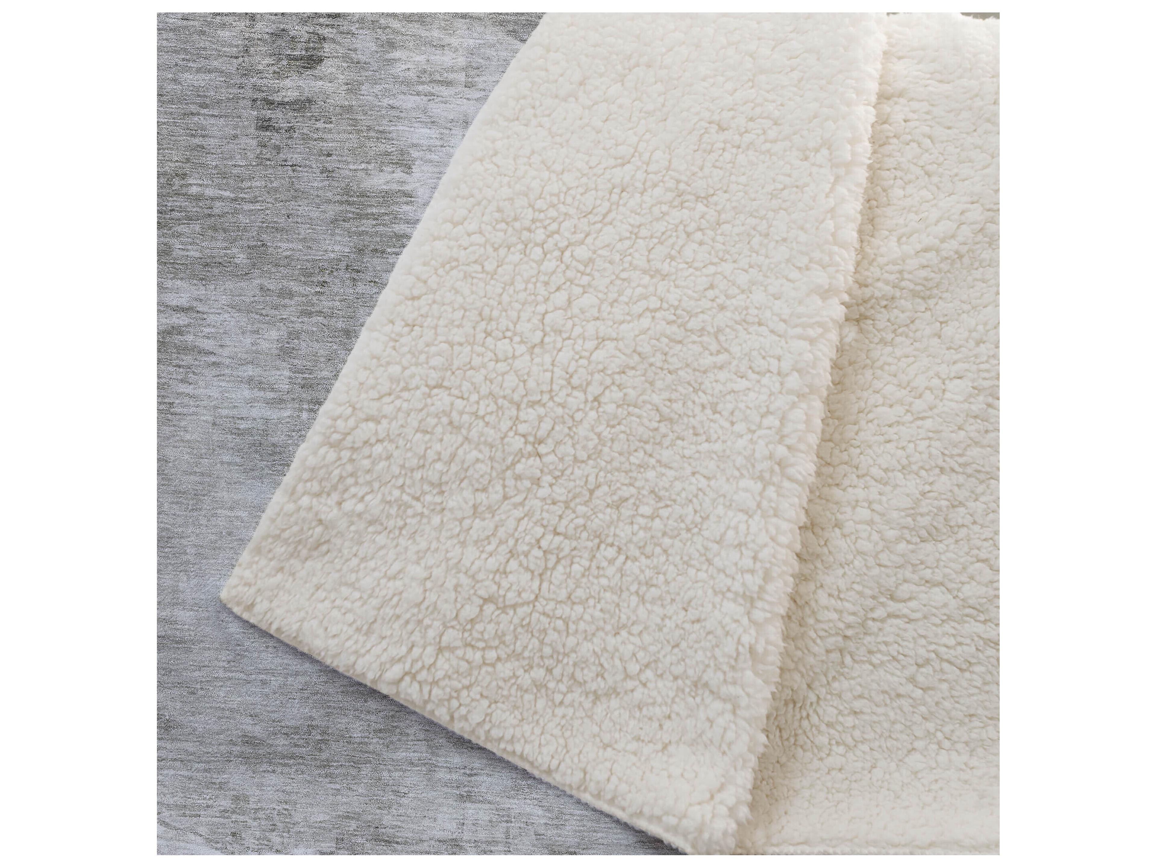 Dalyn Sherpa Brown Polyester Throw