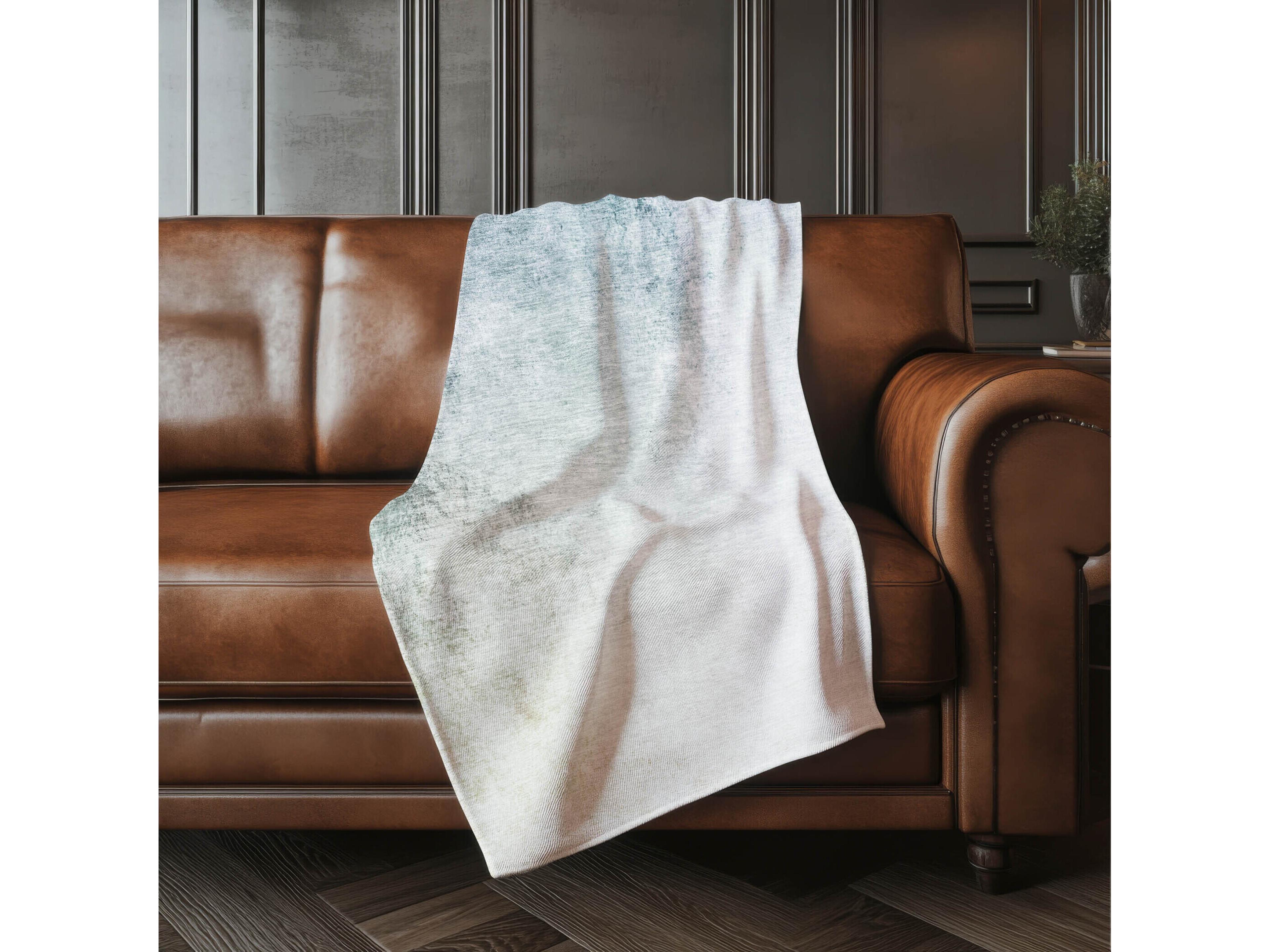Dalyn Sherpa Brown Polyester Throw