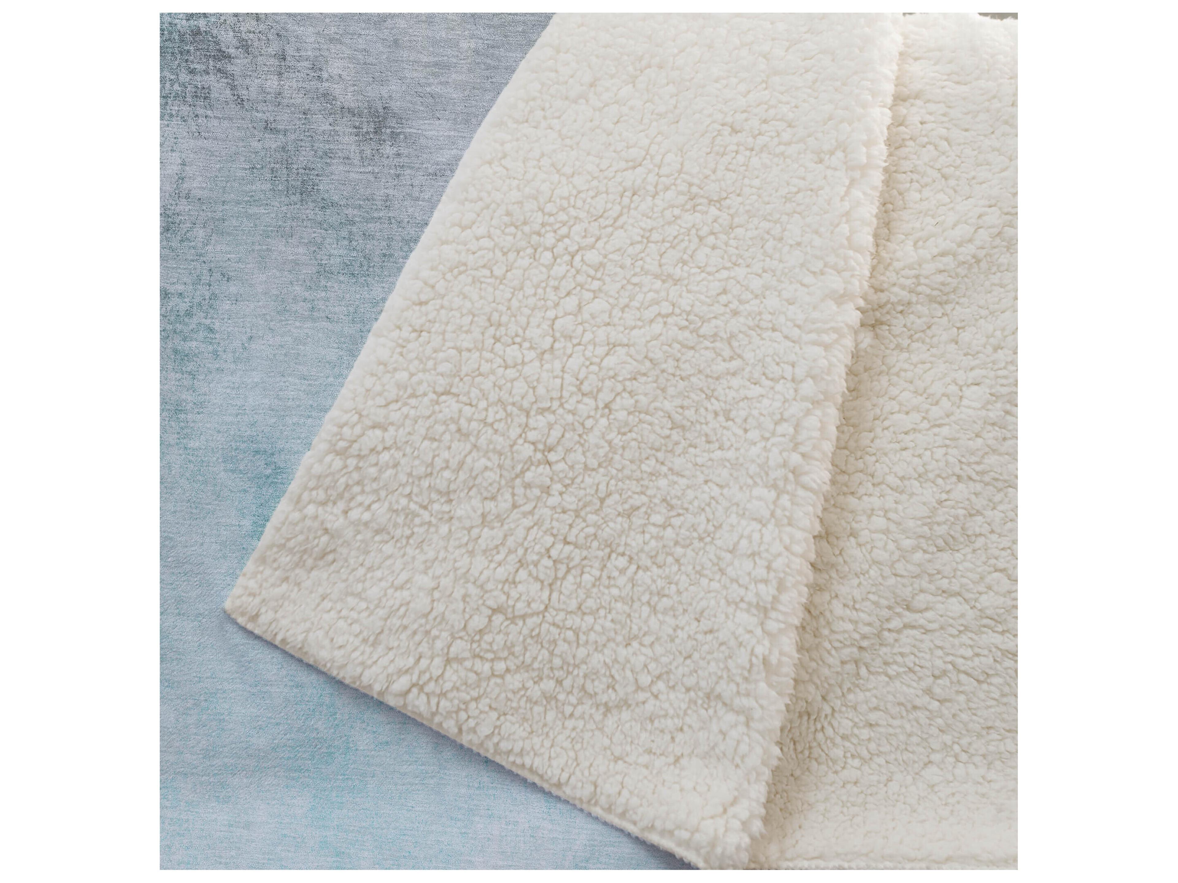 Dalyn Sherpa Teal Polyester Throw