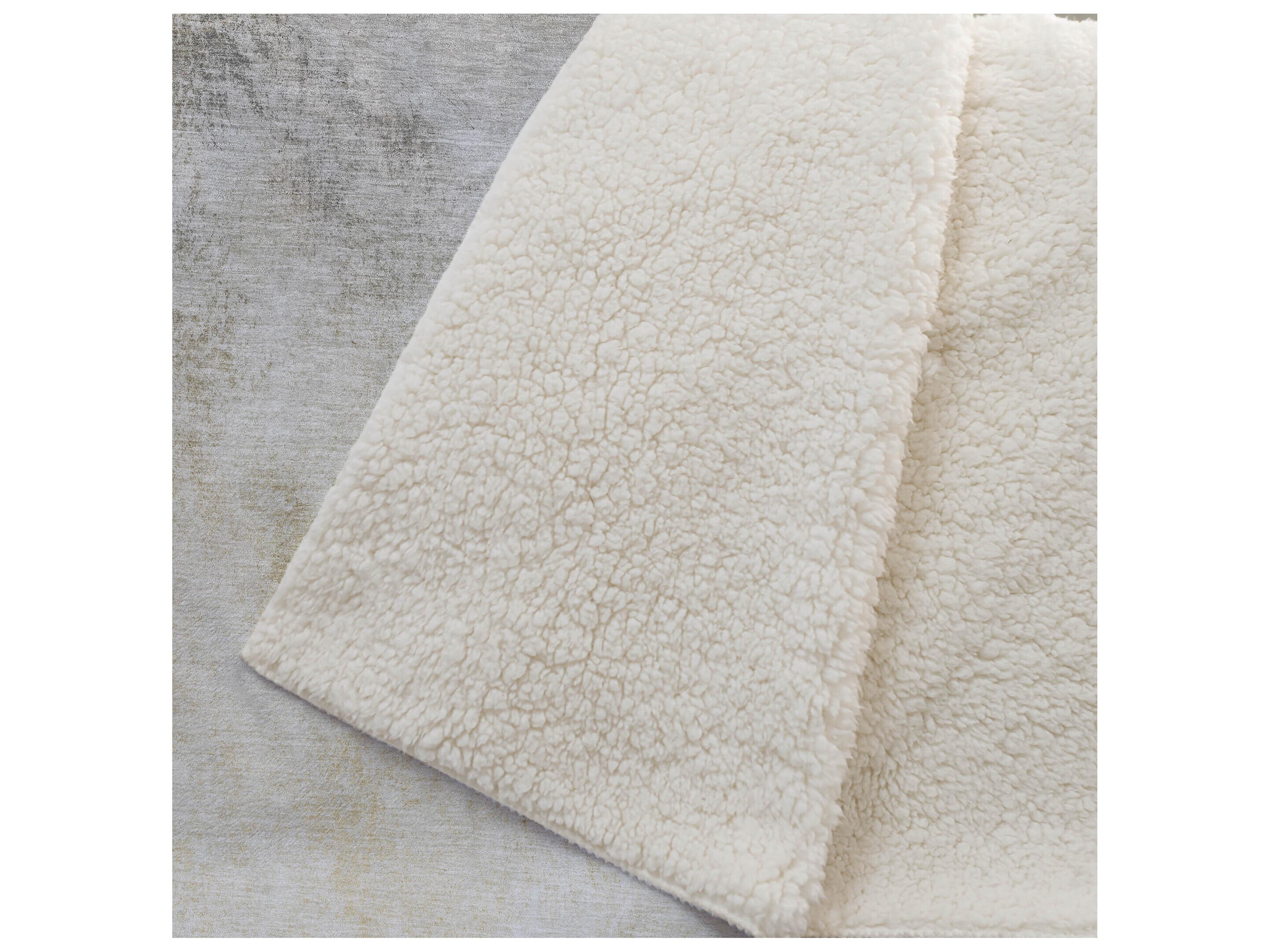 Dalyn Sherpa Brown Polyester Throw