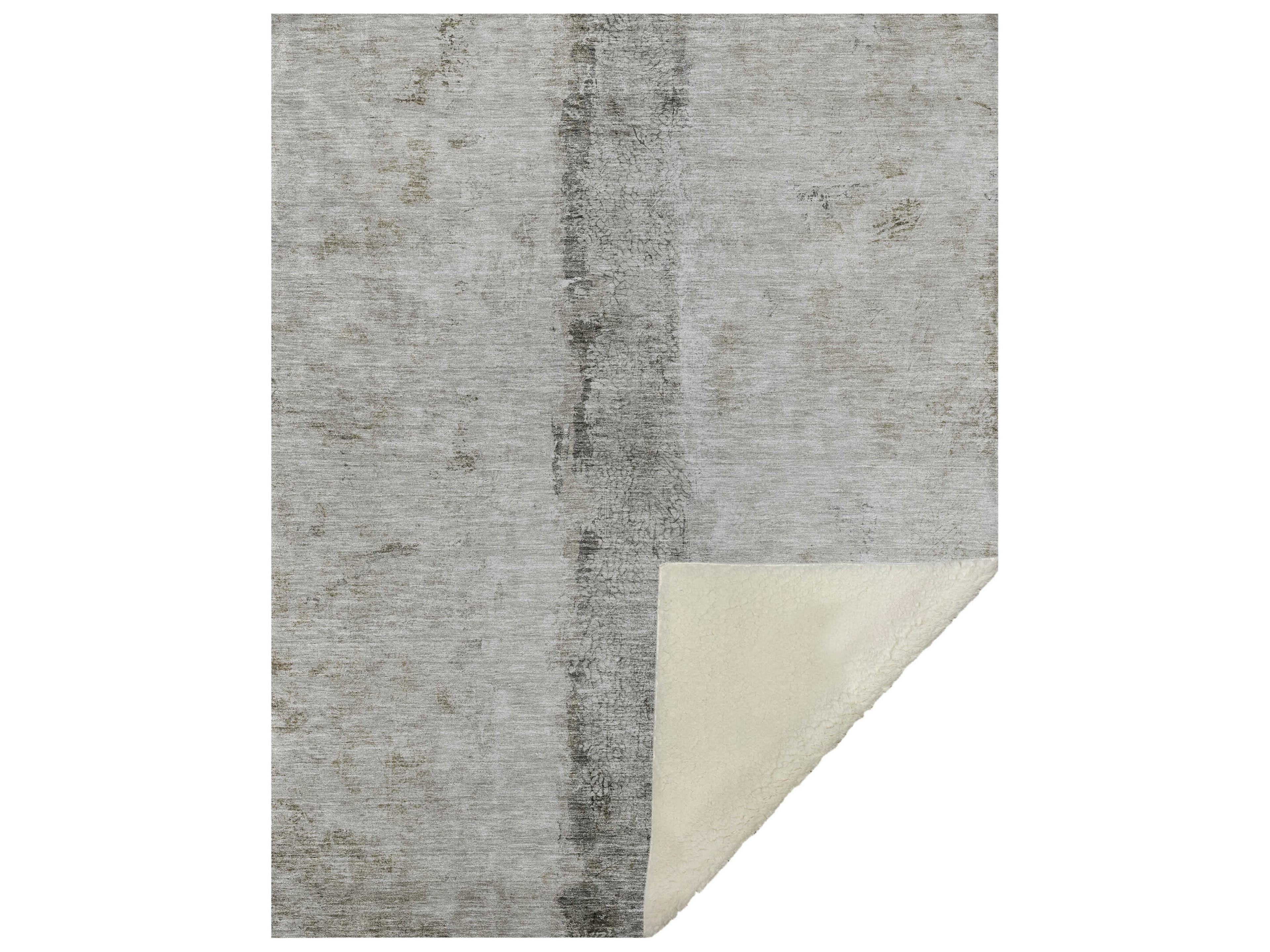 Dalyn Sherpa Brown Polyester Throw