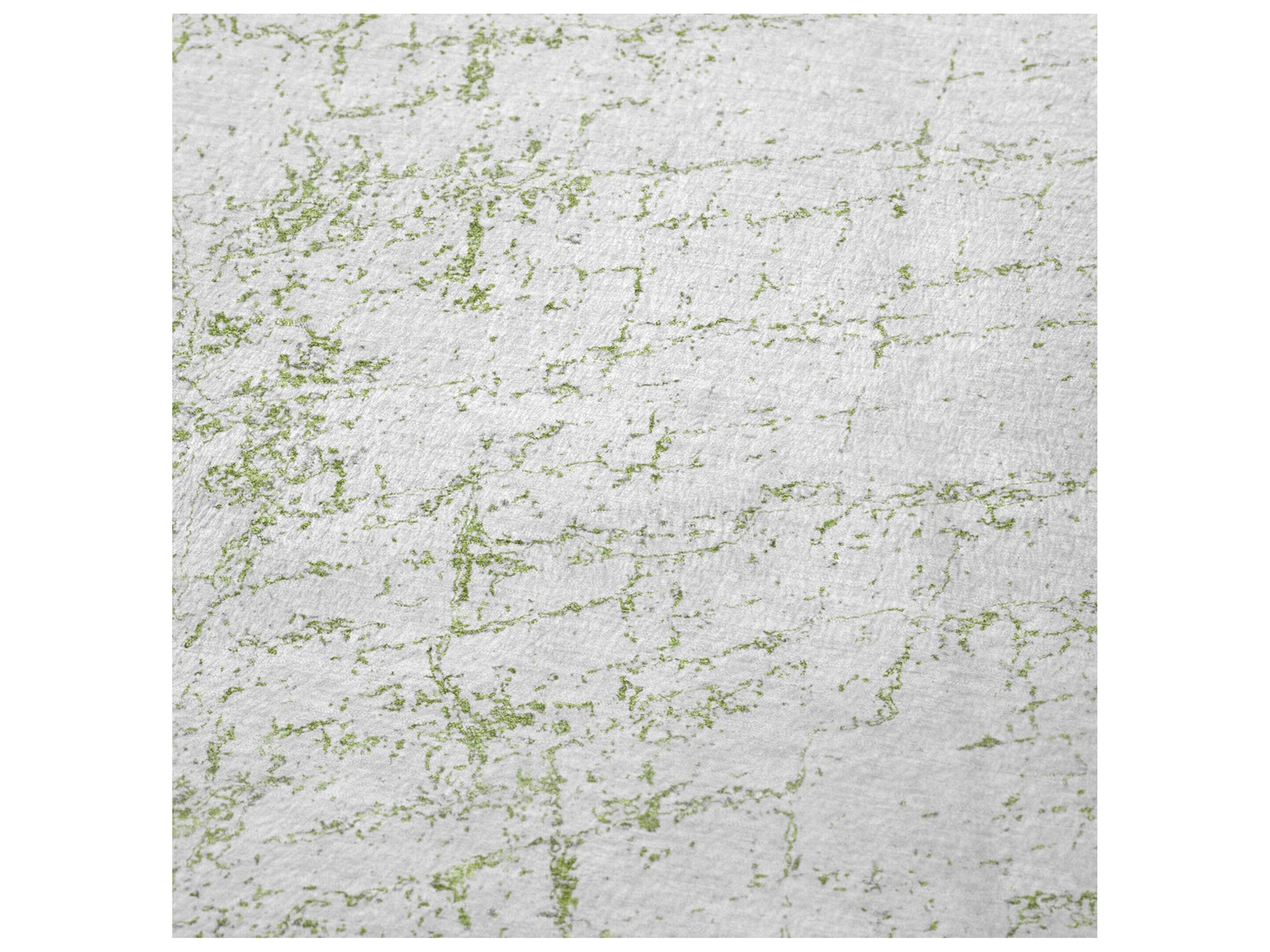 Dalyn Sherpa Green Polyester Throw