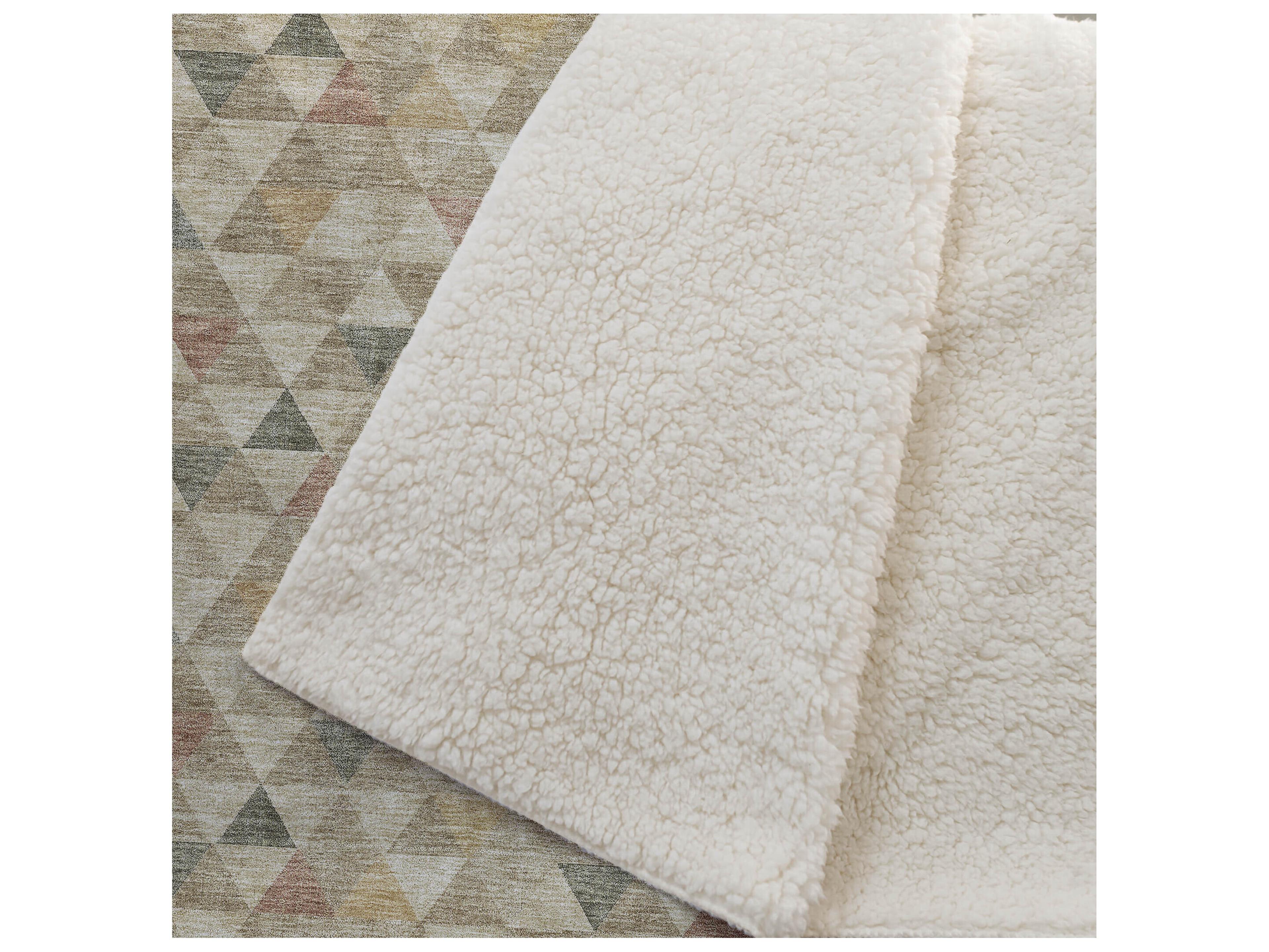 Dalyn Sherpa Brown Polyester Throw