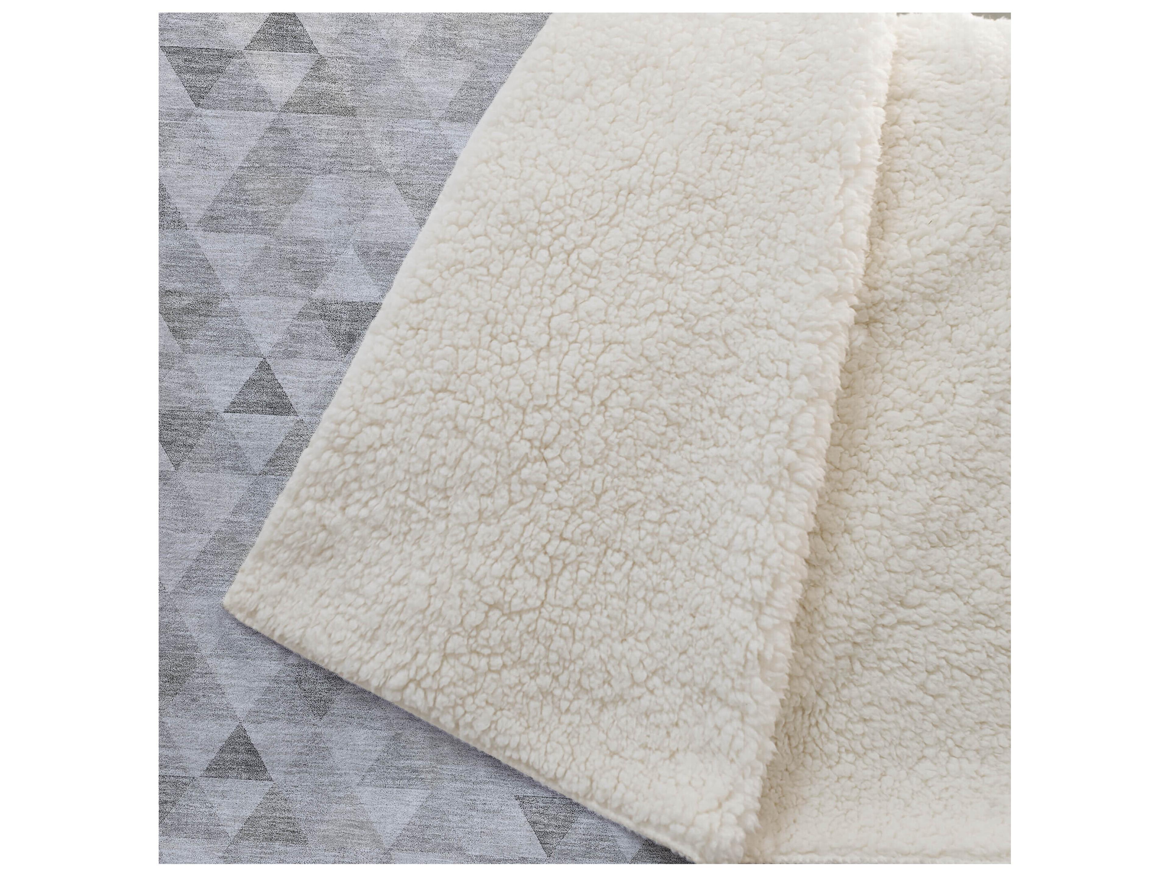 Dalyn Sherpa Gray Polyester Throw