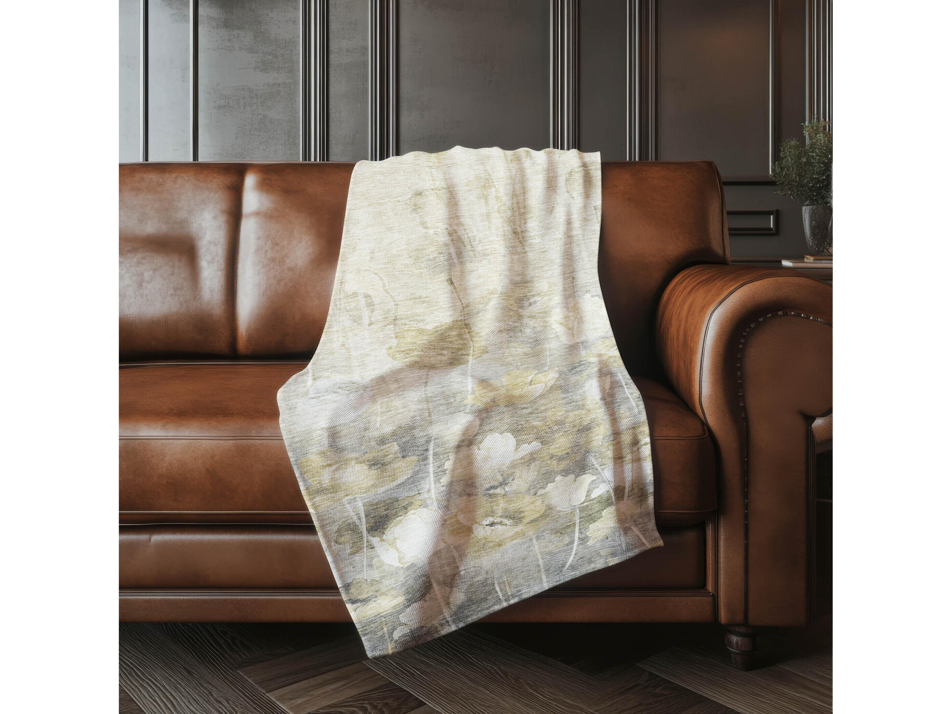 Dalyn Sherpa Brown Polyester Throw