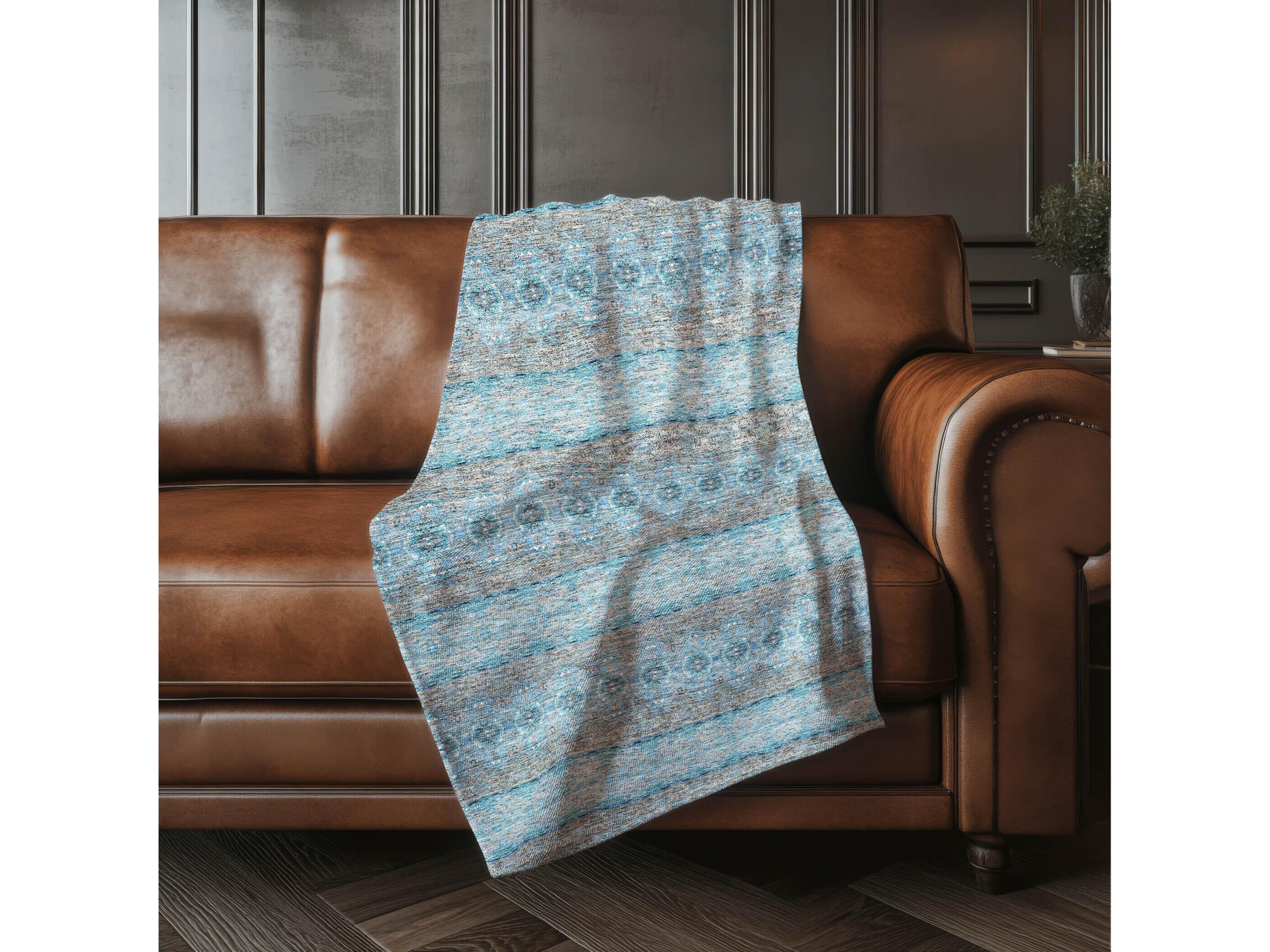 Dalyn Sherpa Teal Polyester Throw