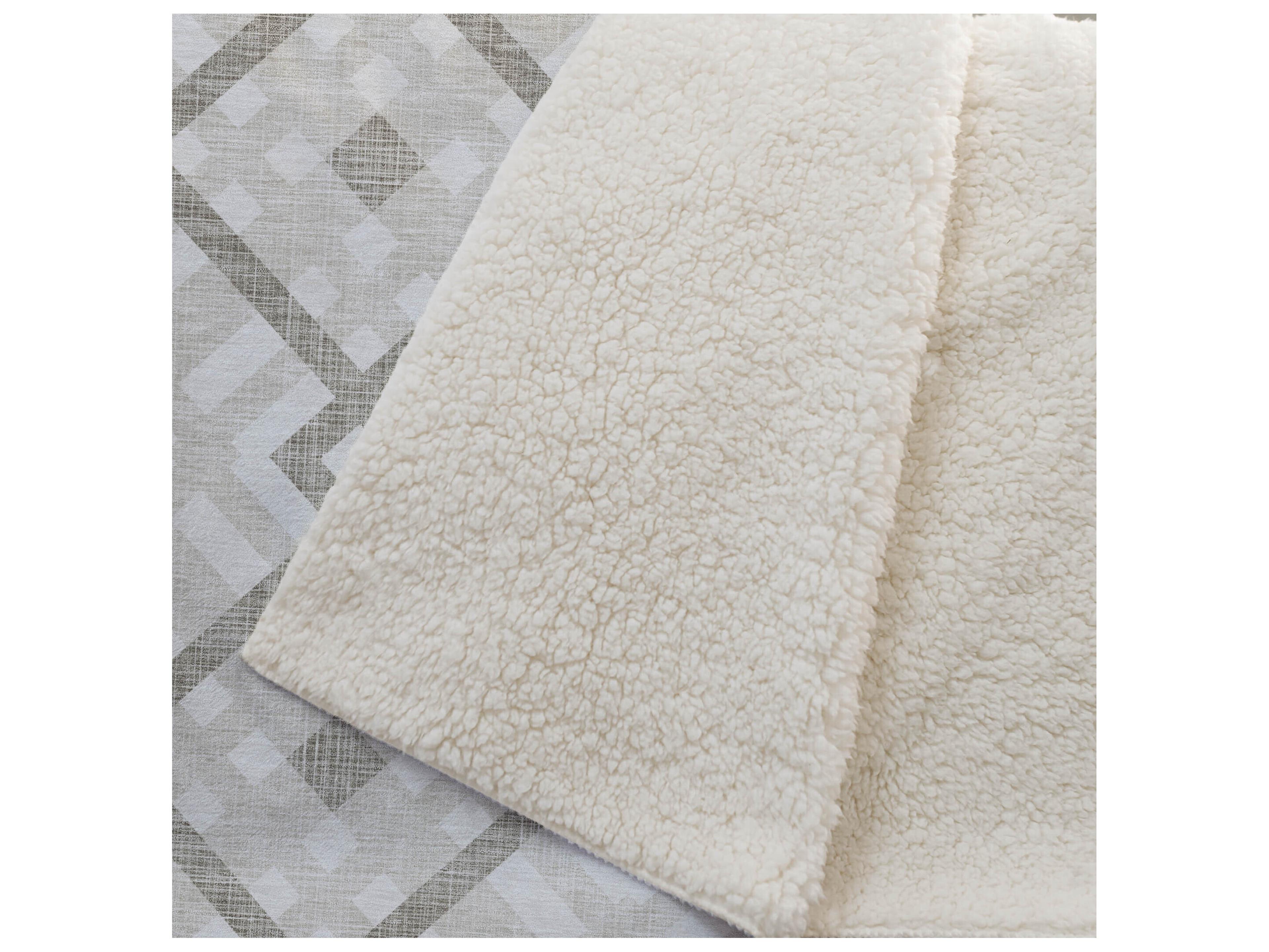 Dalyn Sherpa Brown Polyester Throw