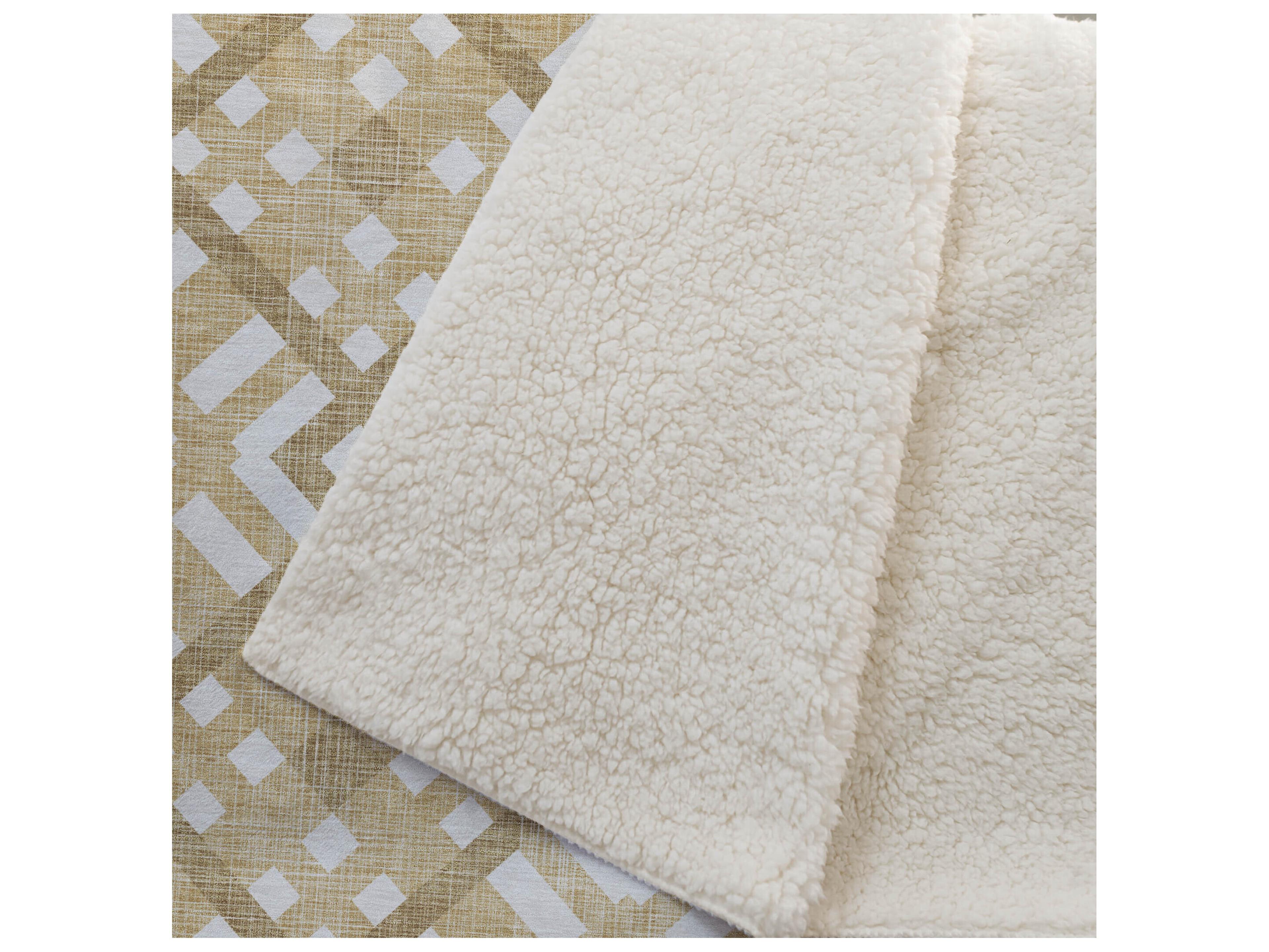 Dalyn Sherpa Gold Polyester Throw