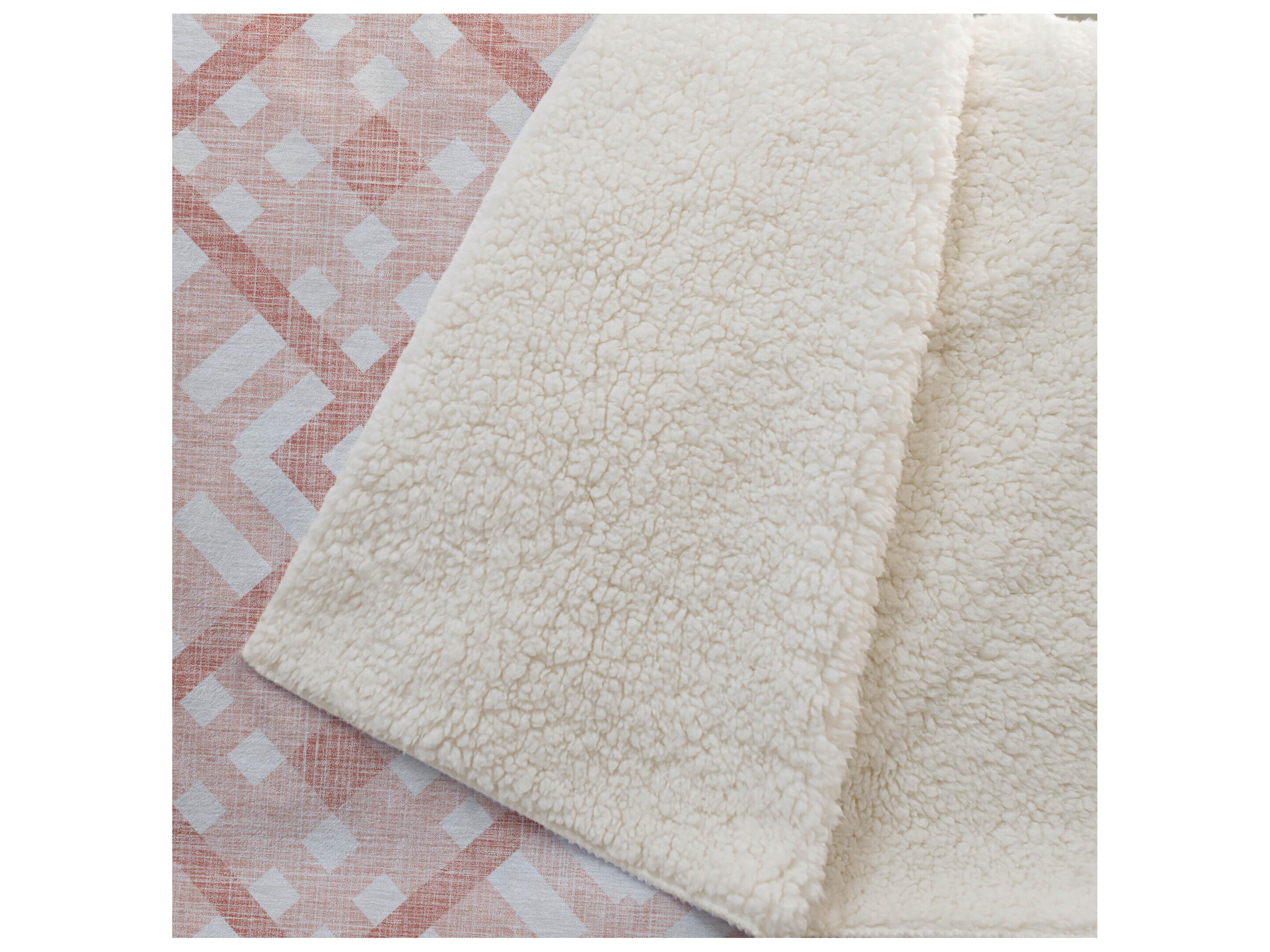 Dalyn Sherpa Orange Polyester Throw