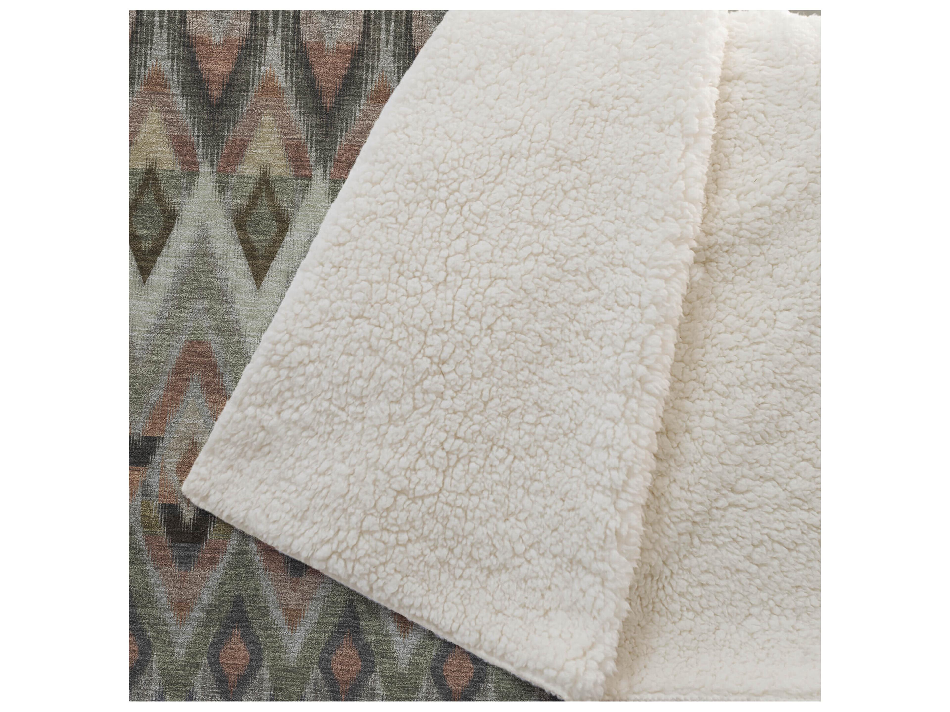 Dalyn Sherpa Brown Polyester Throw