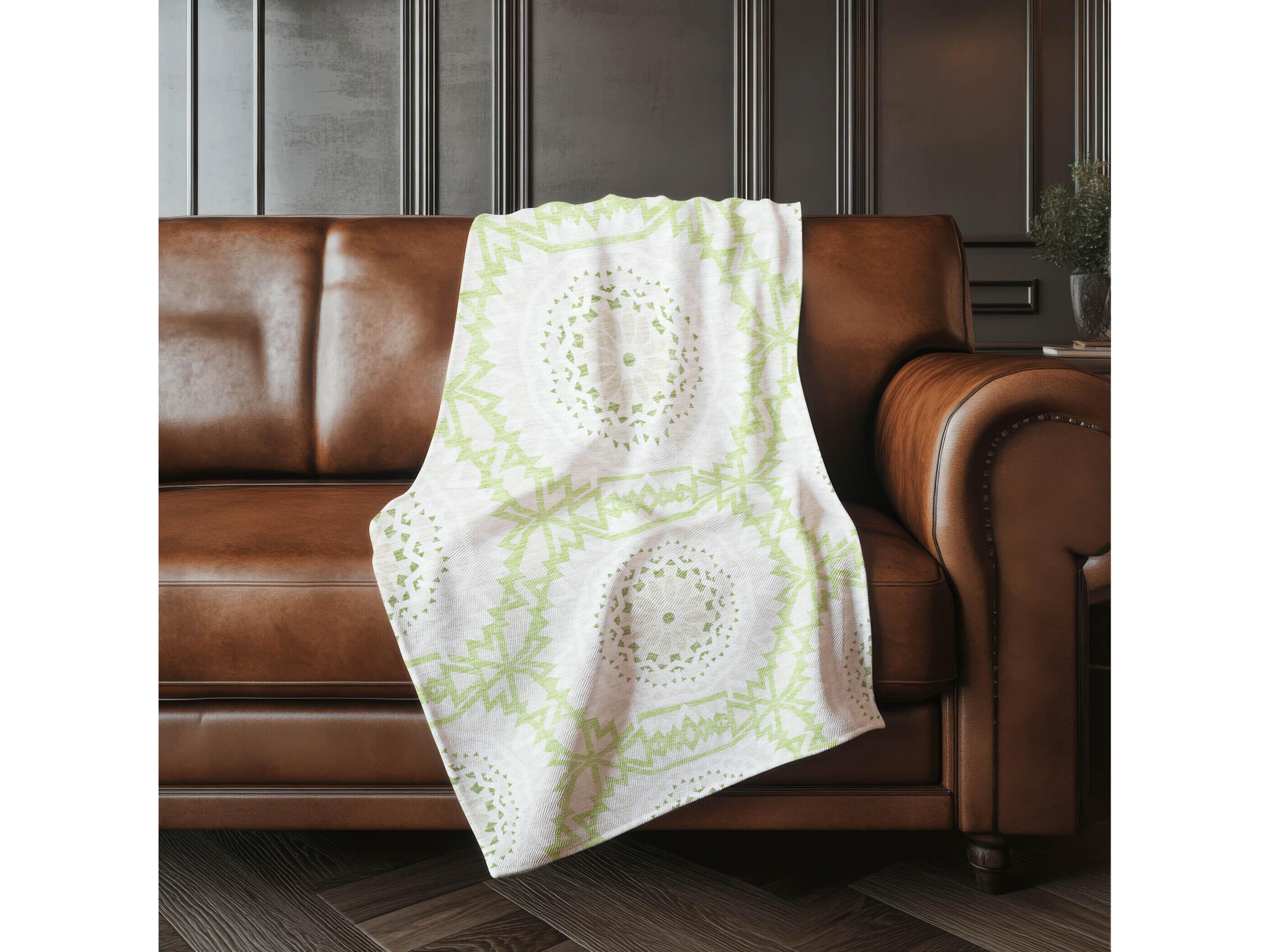 Dalyn Sherpa Green Polyester Throw