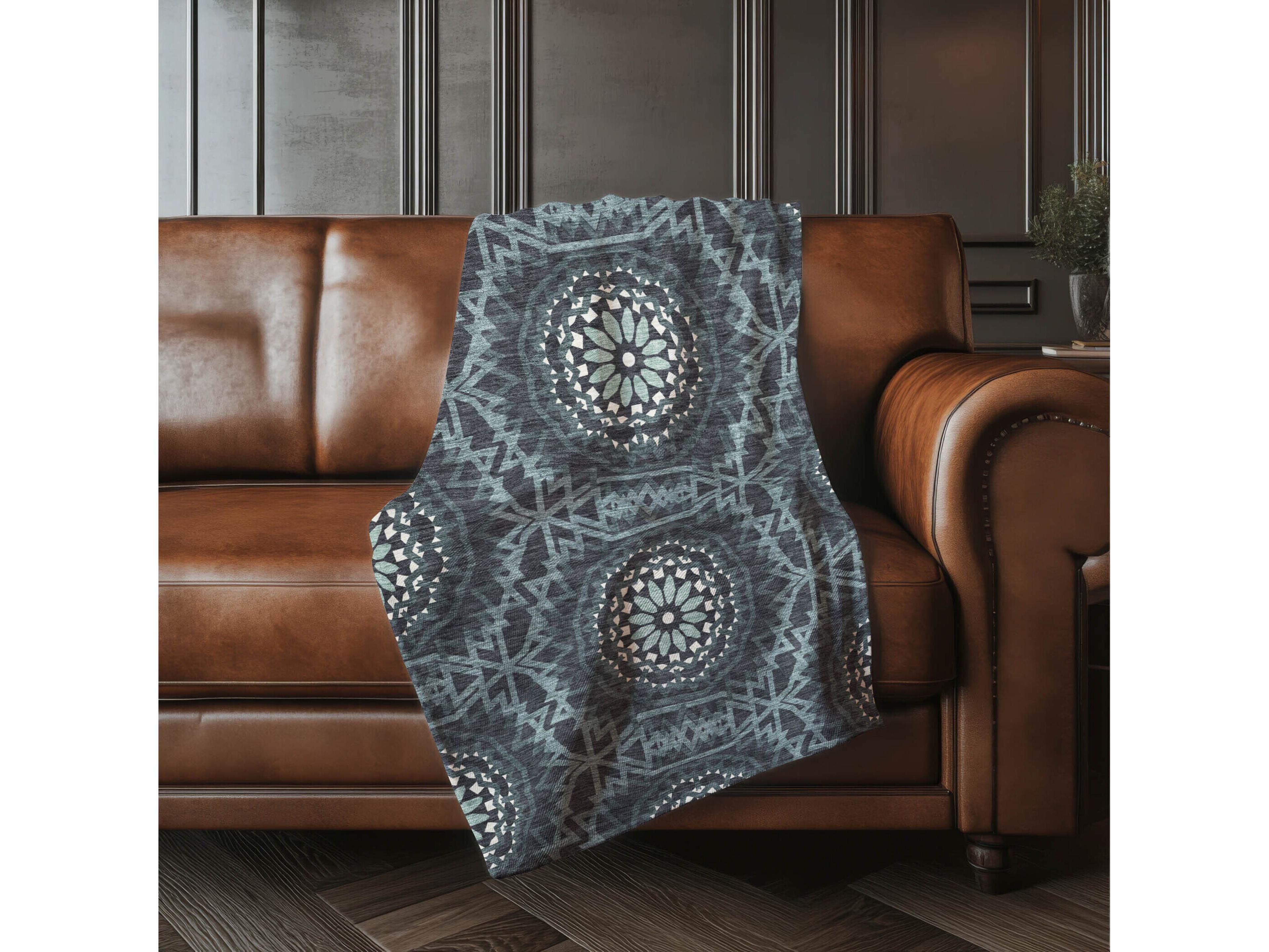 Dalyn Sherpa Gray Polyester Throw