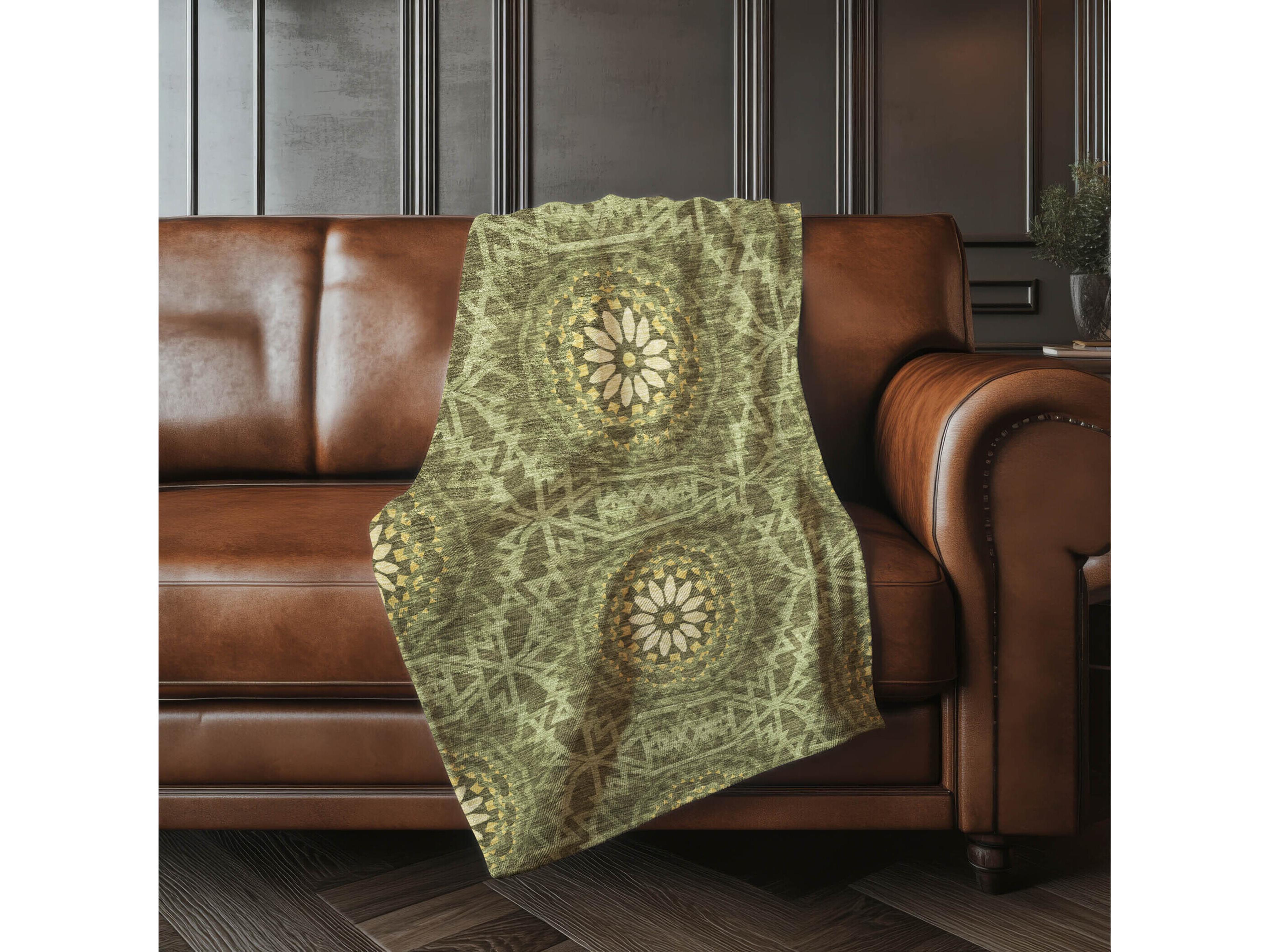 Dalyn Sherpa Green Polyester Throw