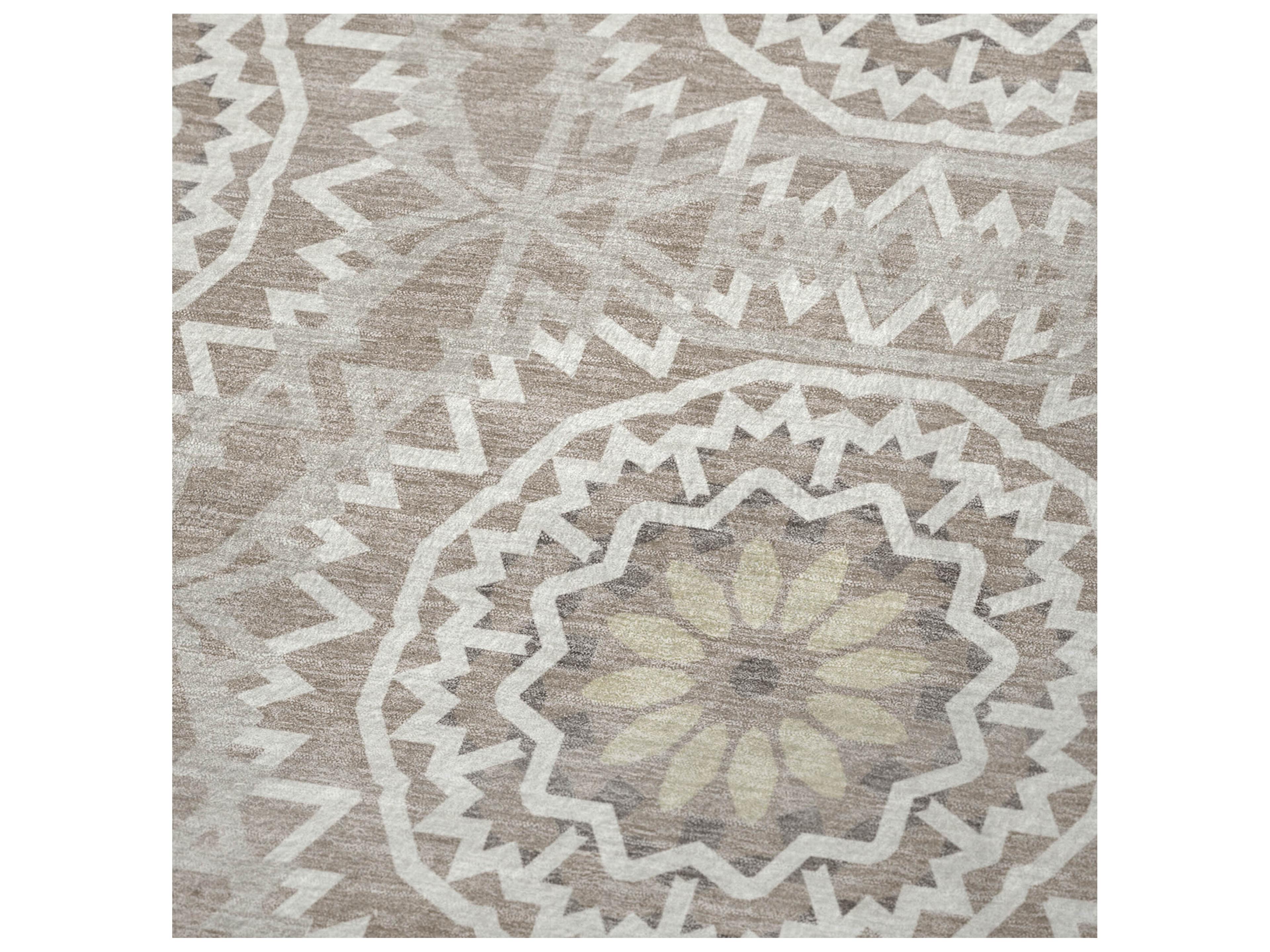 Dalyn Sherpa Brown Polyester Throw