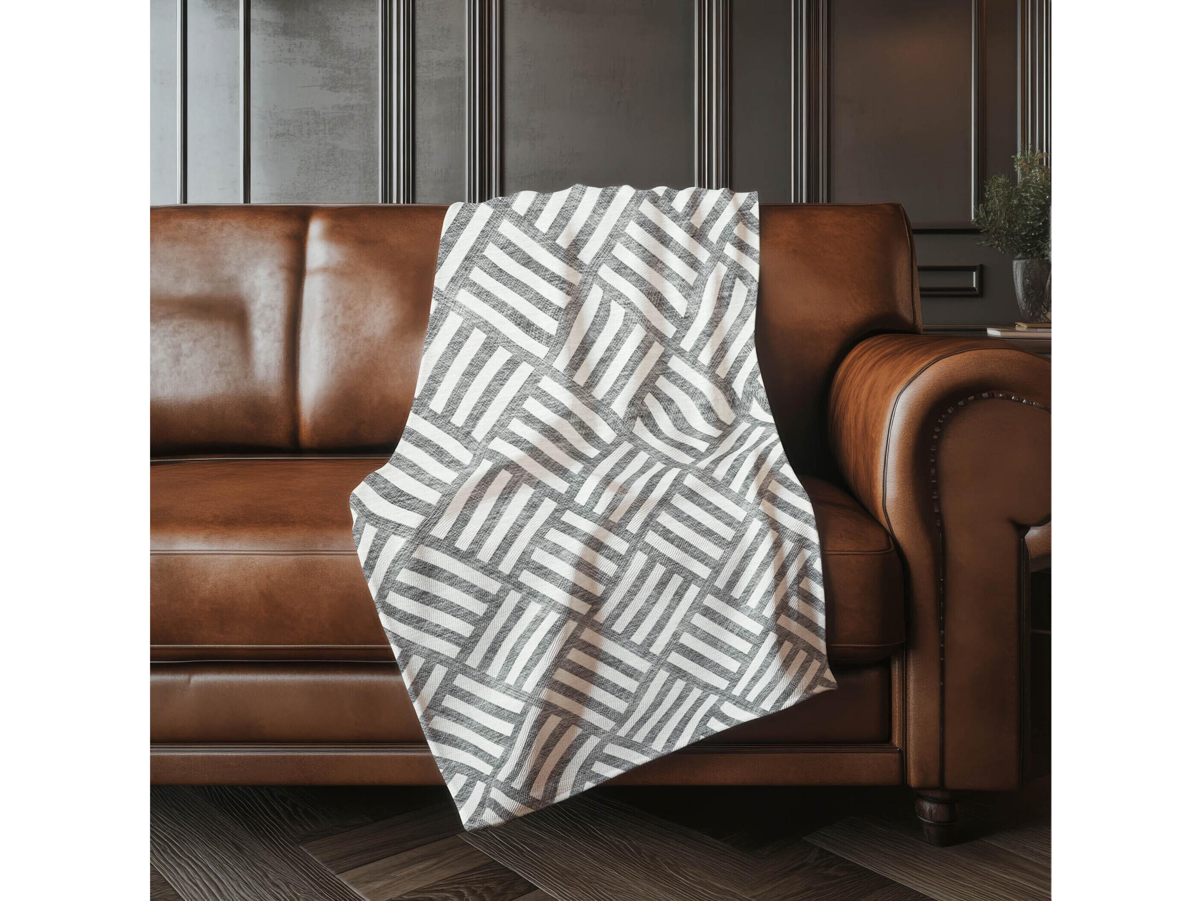 Dalyn Sherpa Gray Polyester Throw