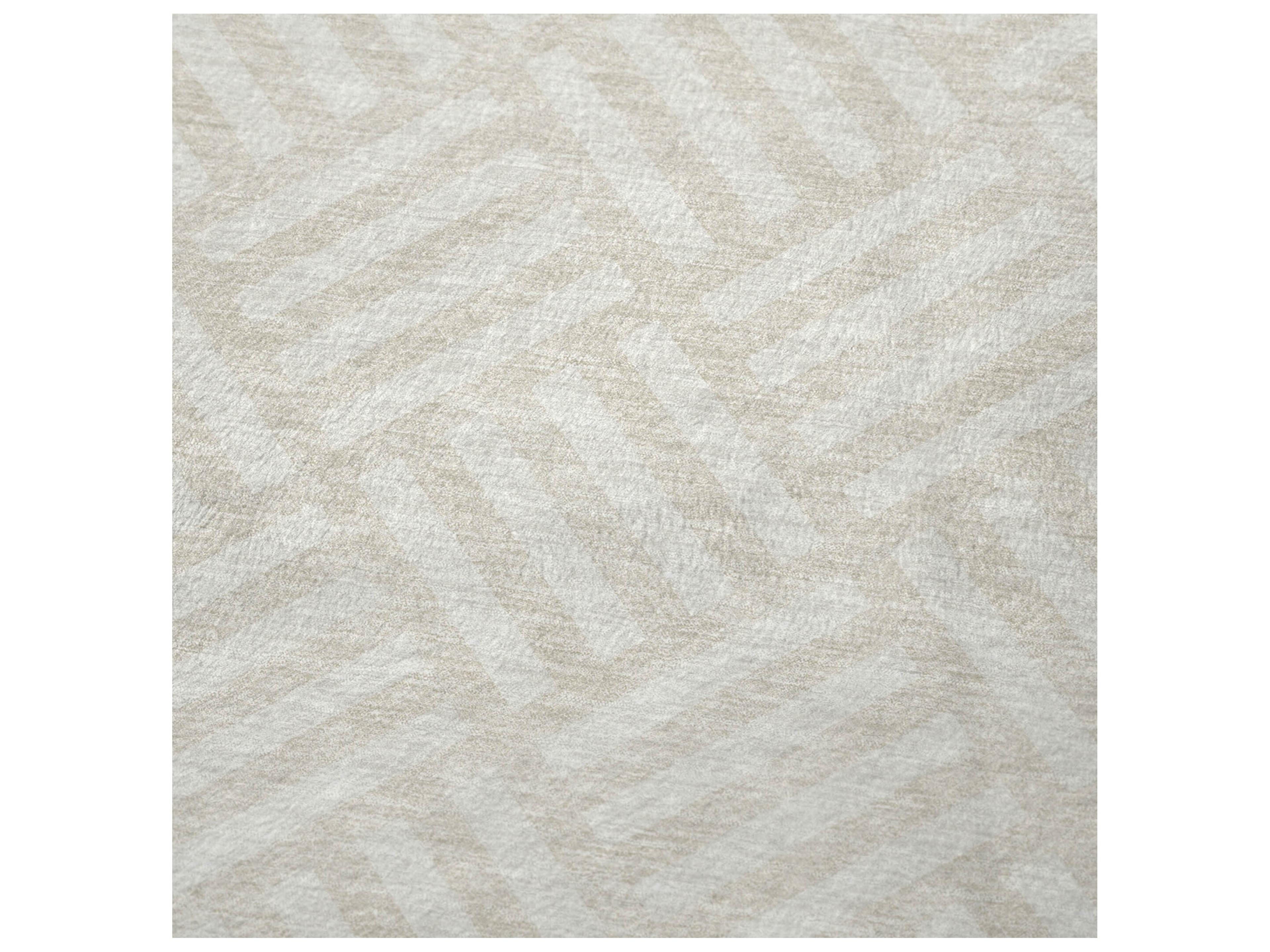 Dalyn Sherpa Ivory Polyester Throw