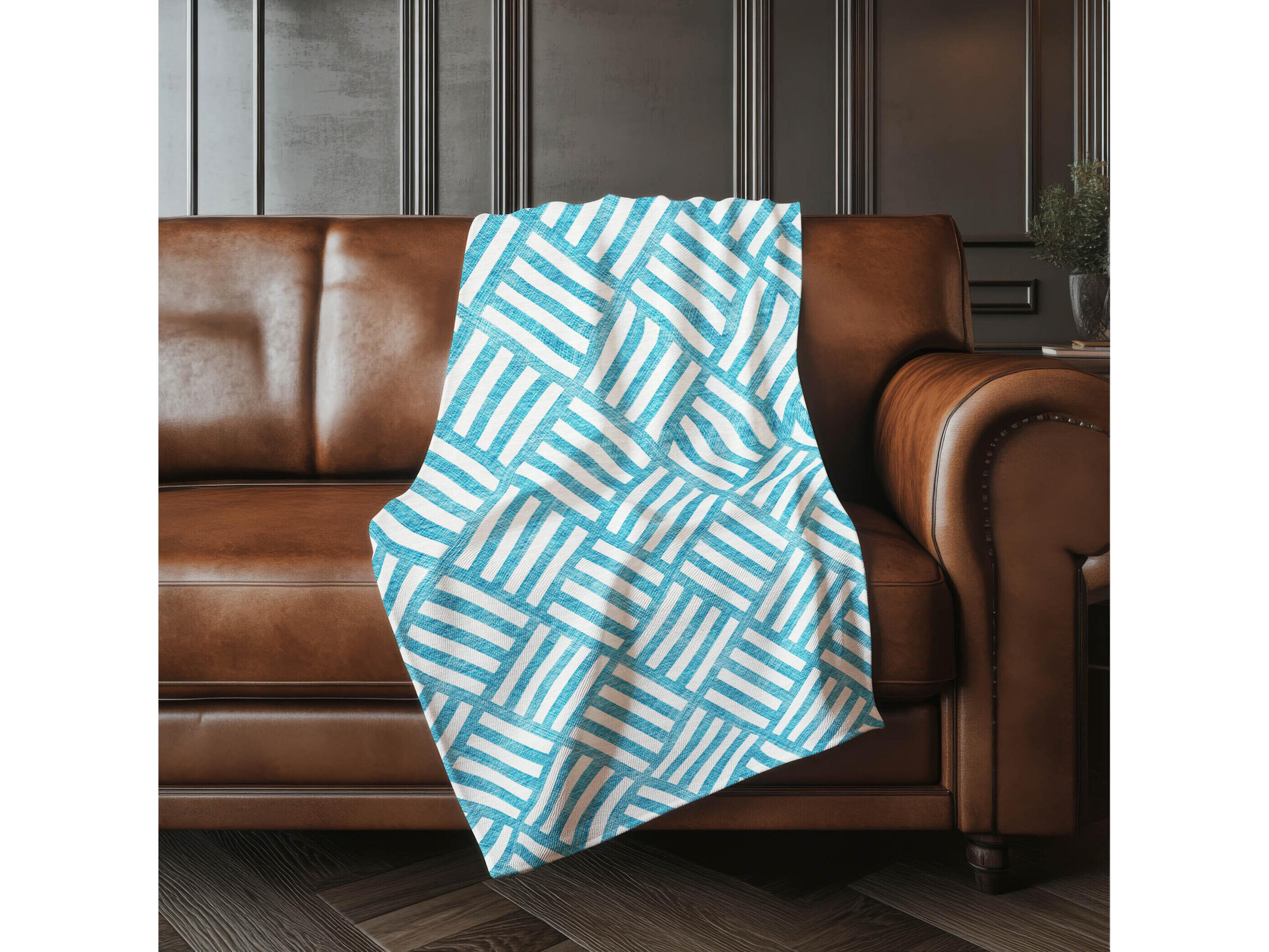 Dalyn Sherpa Teal Polyester Throw