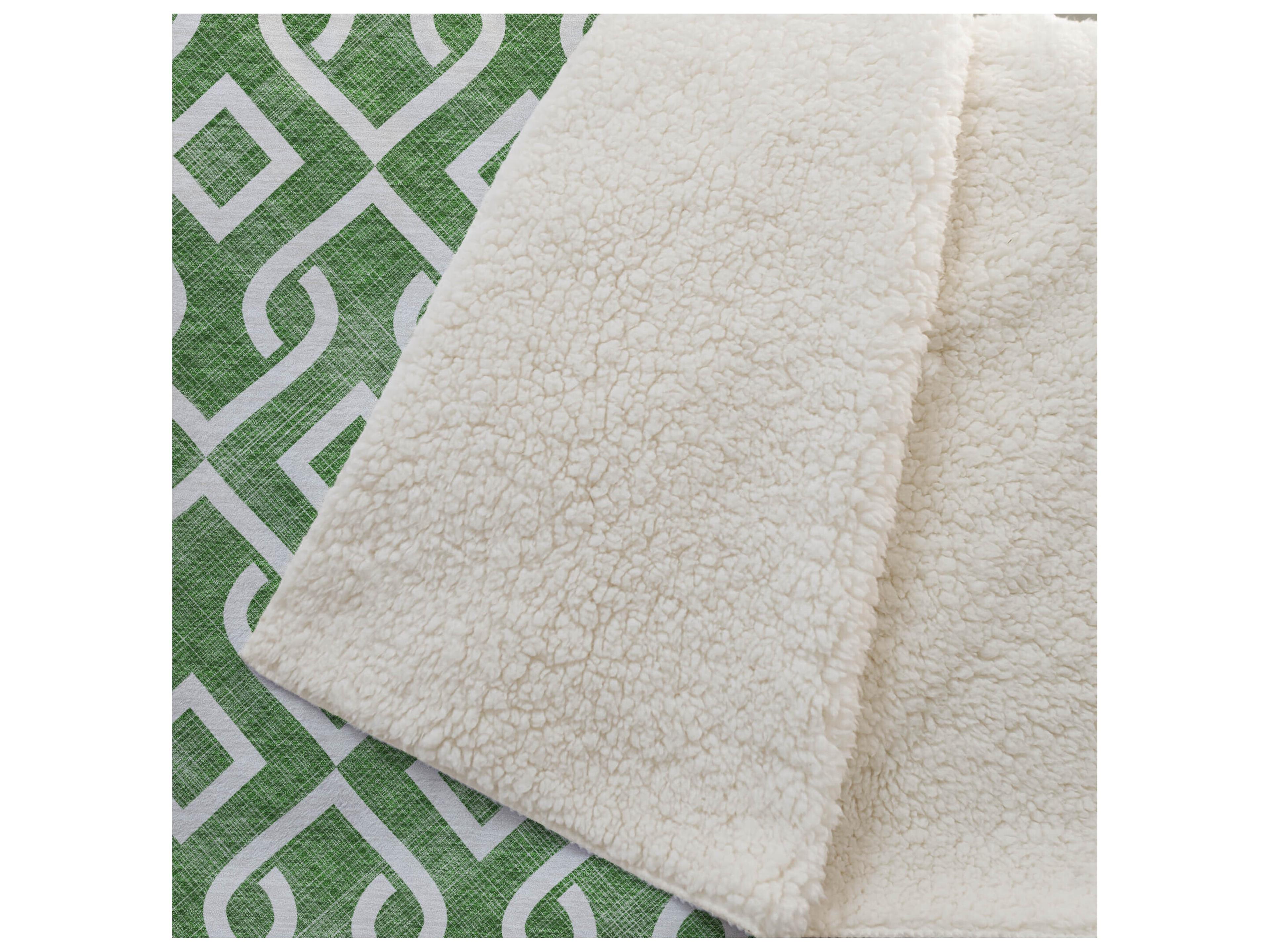 Dalyn Sherpa Green Polyester Throw