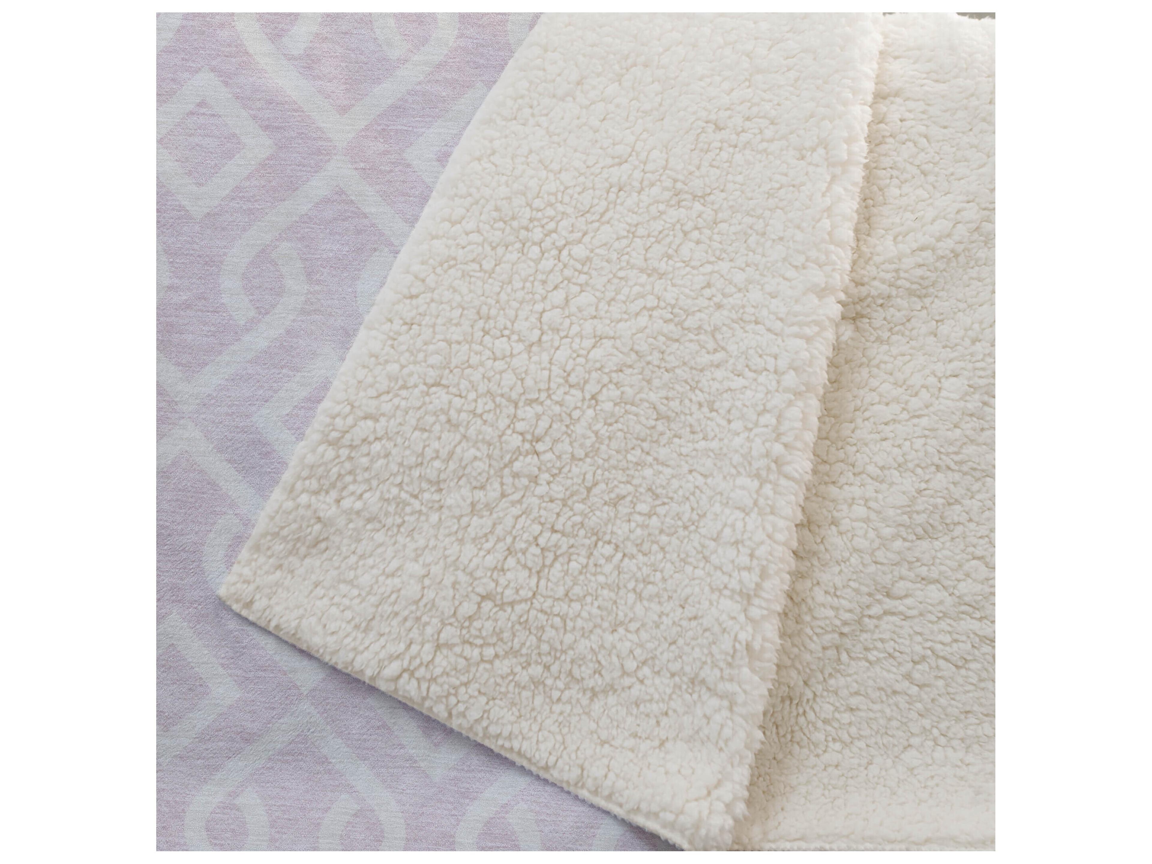 Dalyn Sherpa Pink Polyester Throw