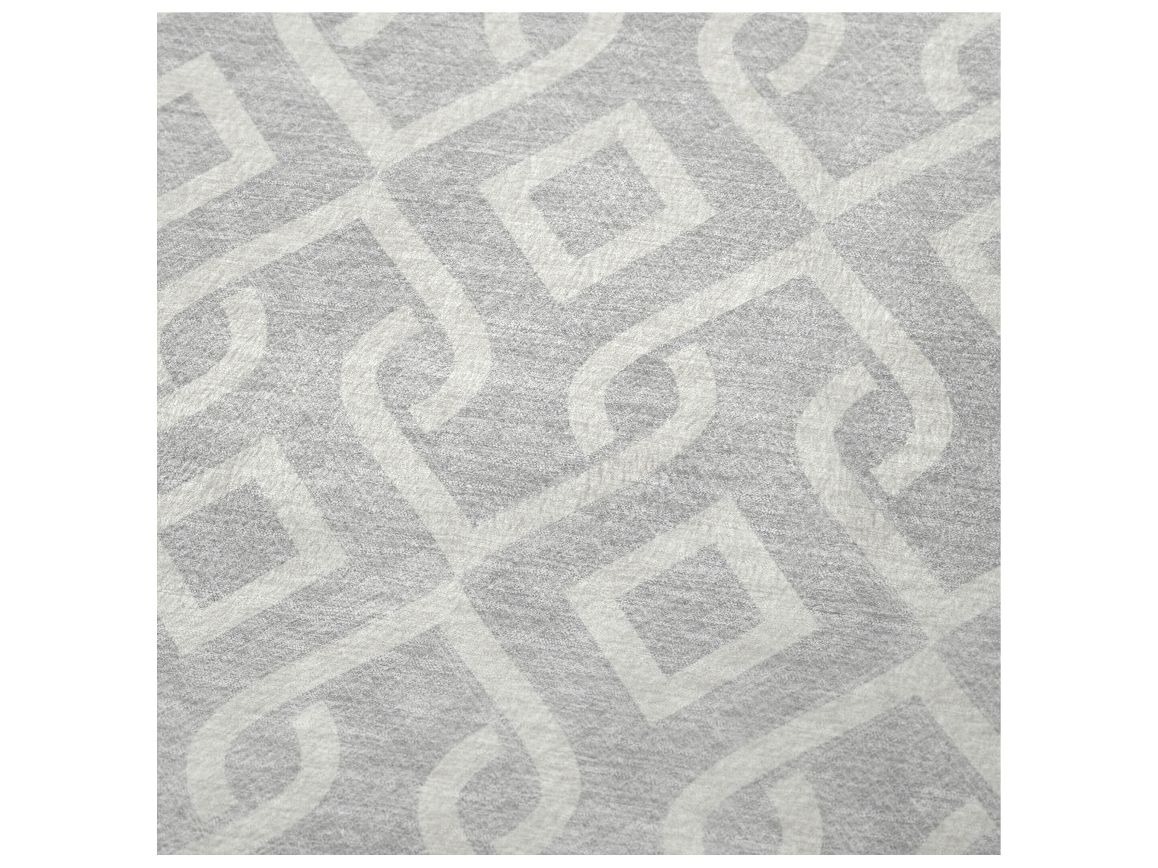 Dalyn Sherpa Gray Polyester Throw