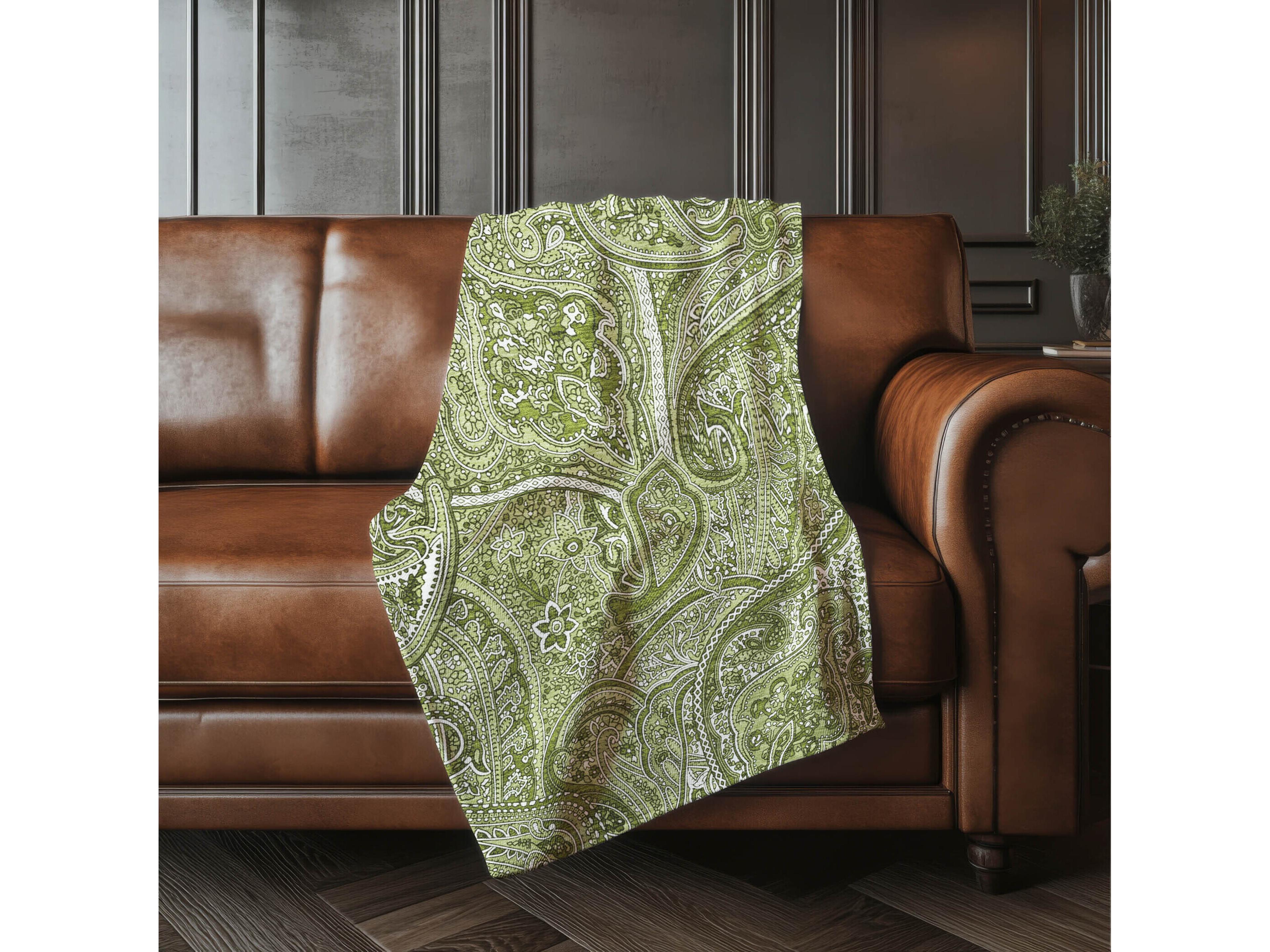 Dalyn Sherpa Green Polyester Throw