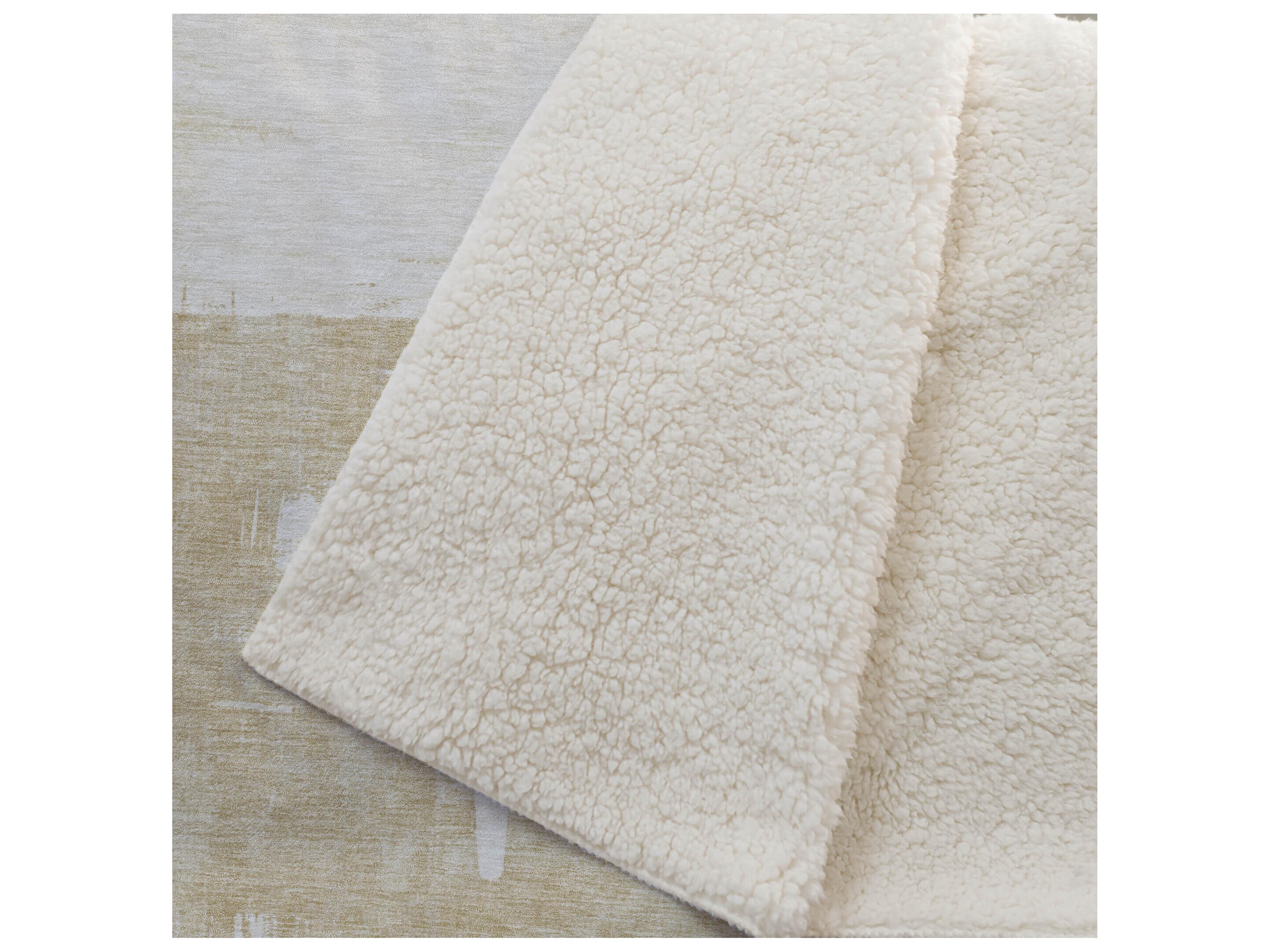 Dalyn Sherpa Brown Polyester Throw
