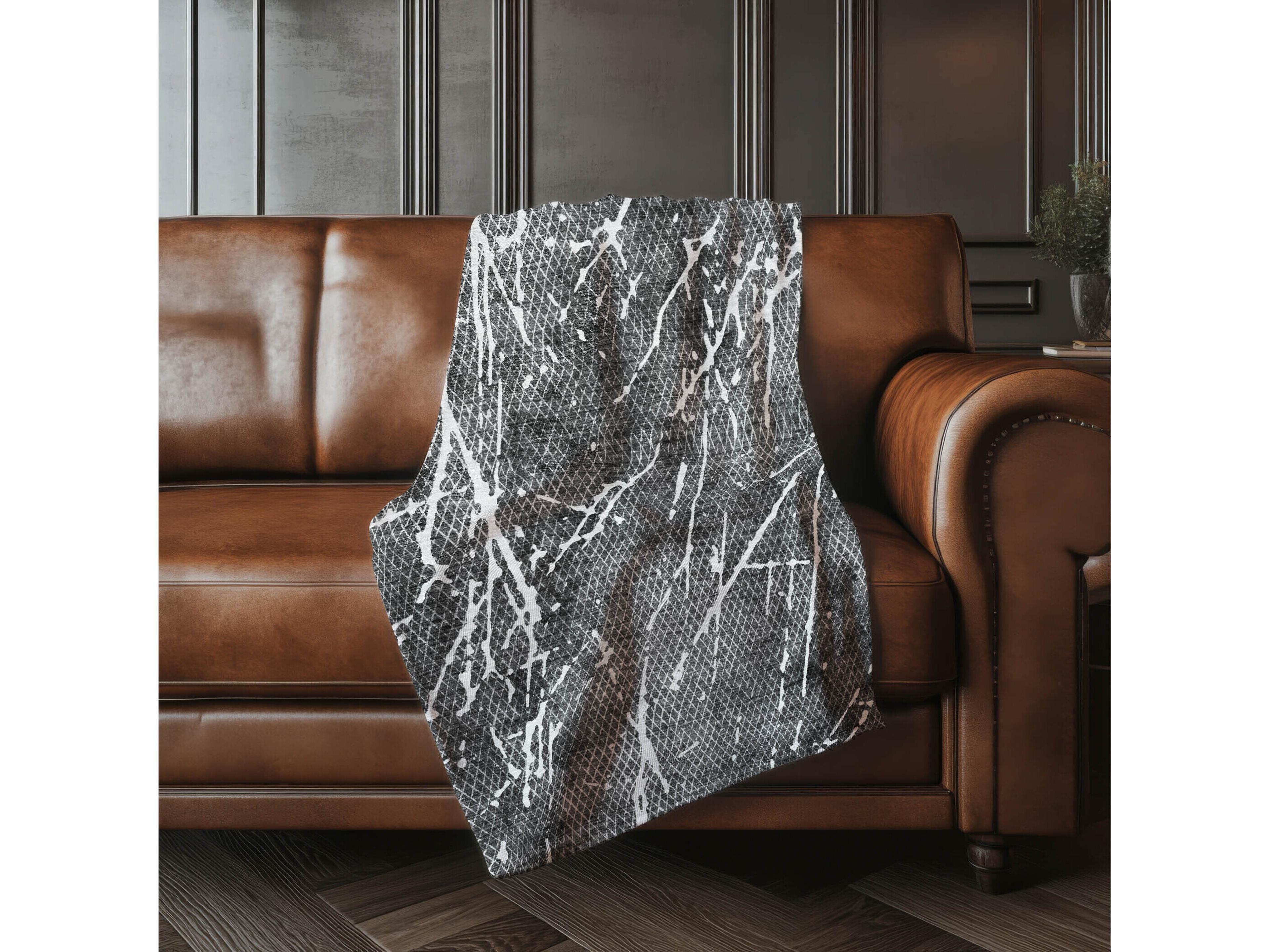 Dalyn Sherpa Gray Polyester Throw