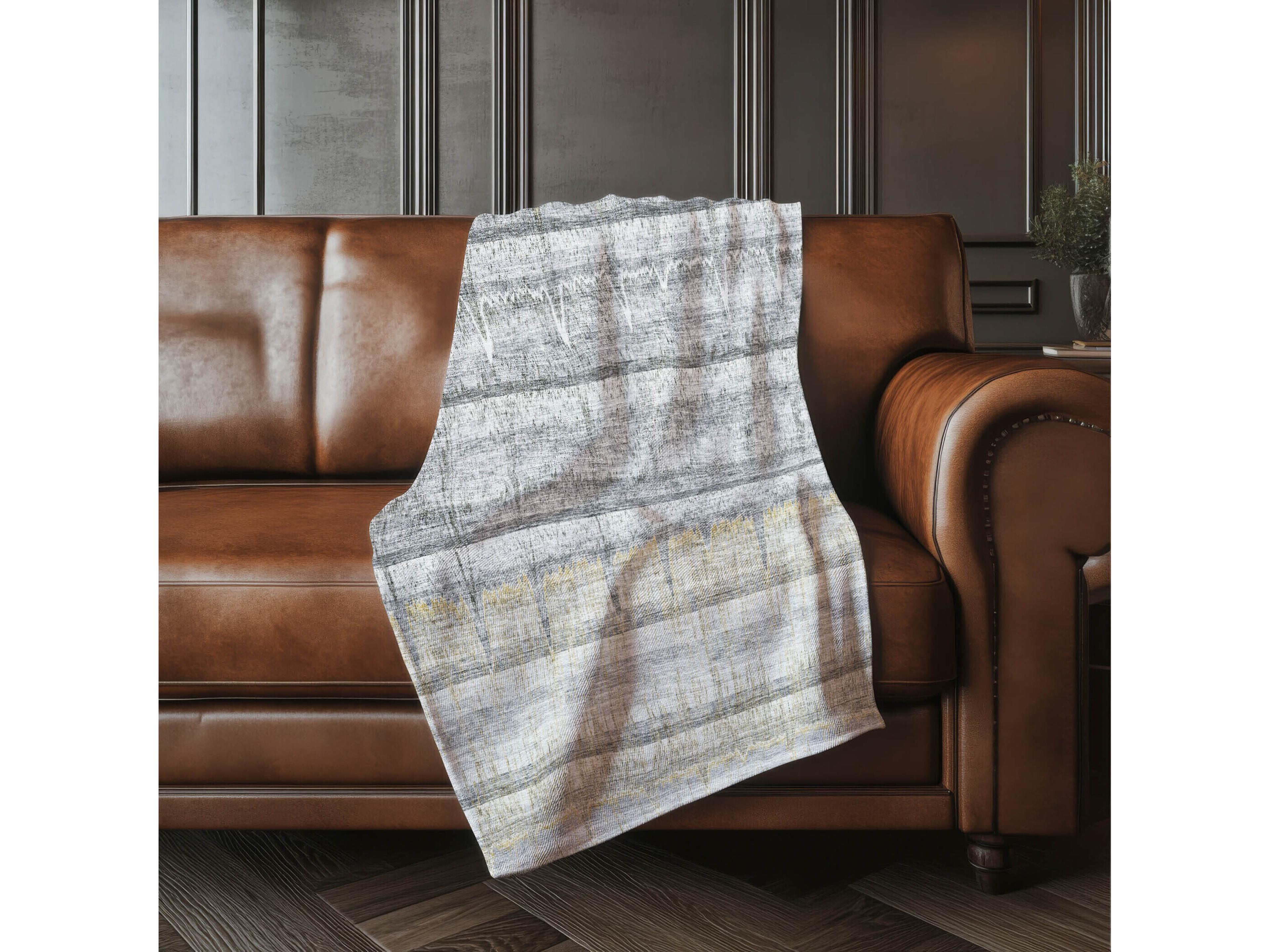Dalyn Sherpa Gray Polyester Throw