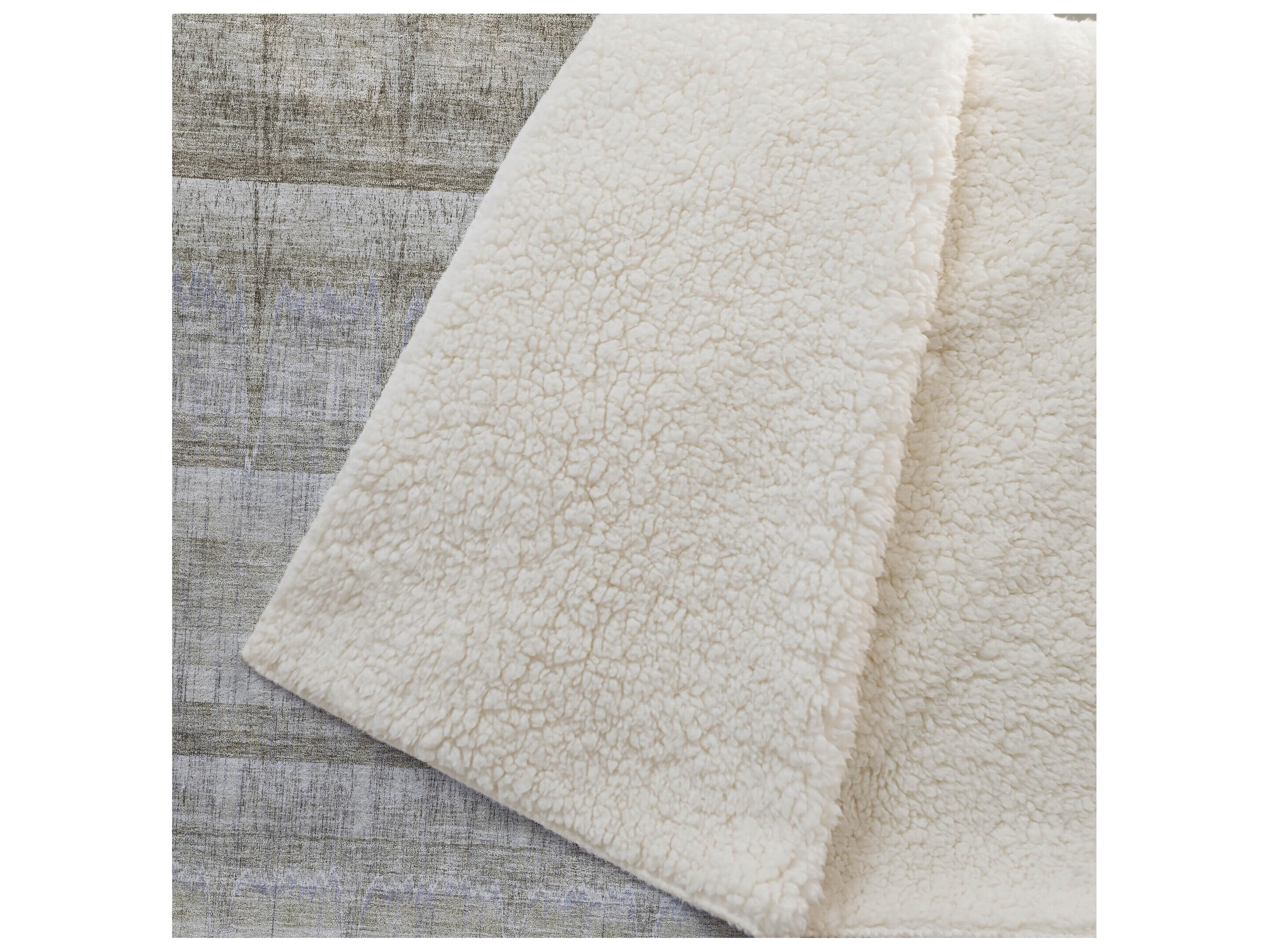 Dalyn Sherpa Brown Polyester Throw