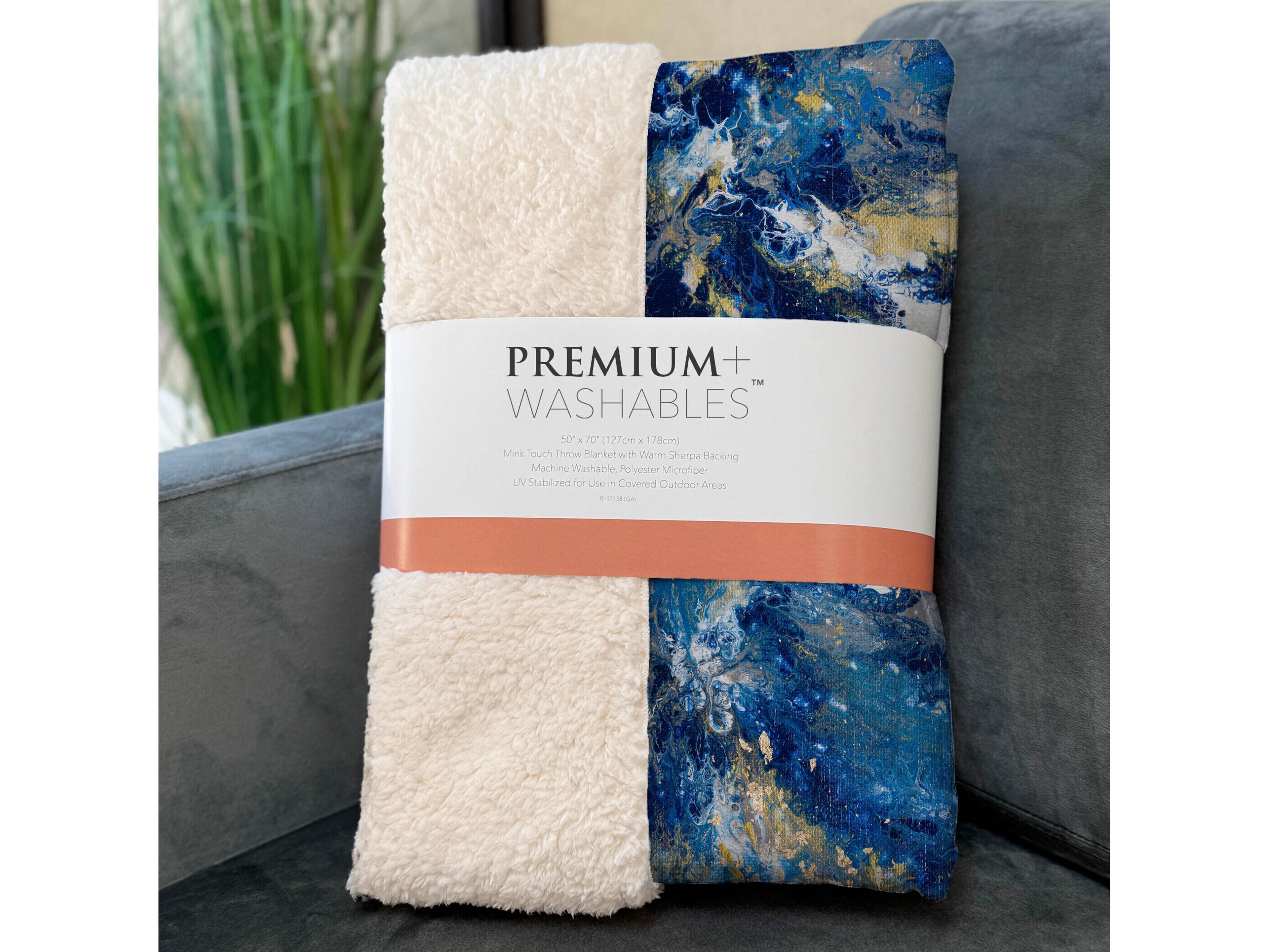 Dalyn Sherpa Blue Polyester Throw