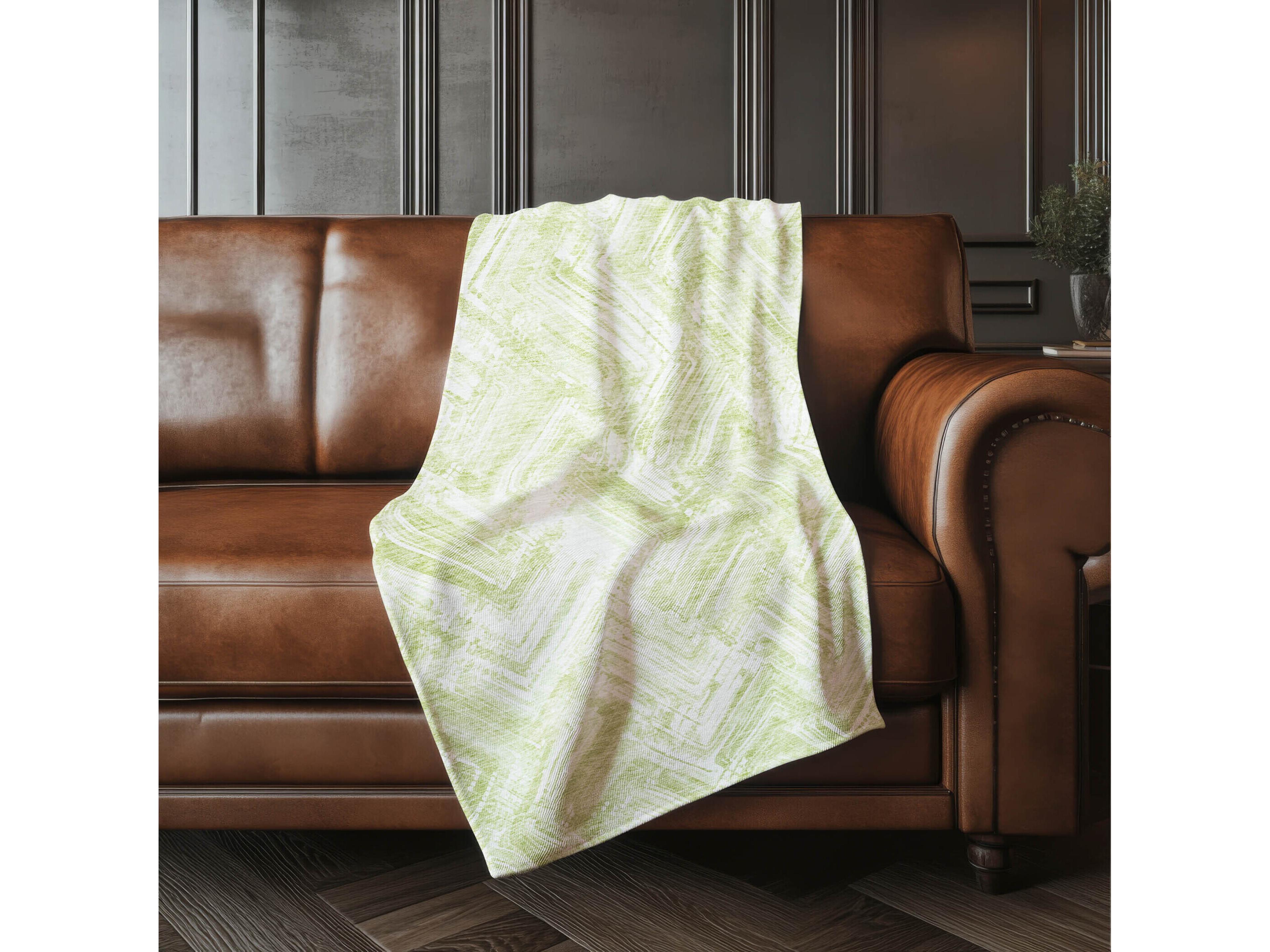Dalyn Sherpa Green Polyester Throw