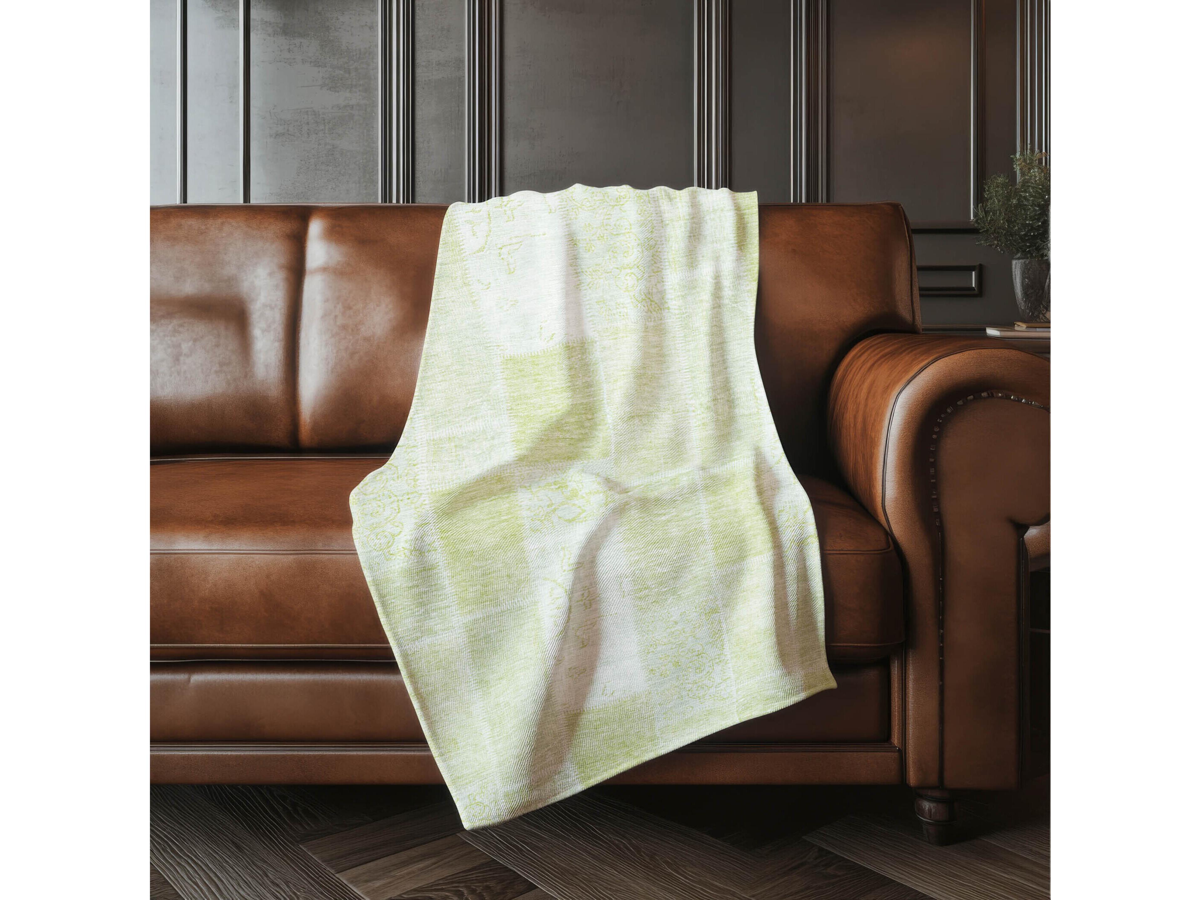 Dalyn Sherpa Green Polyester Throw