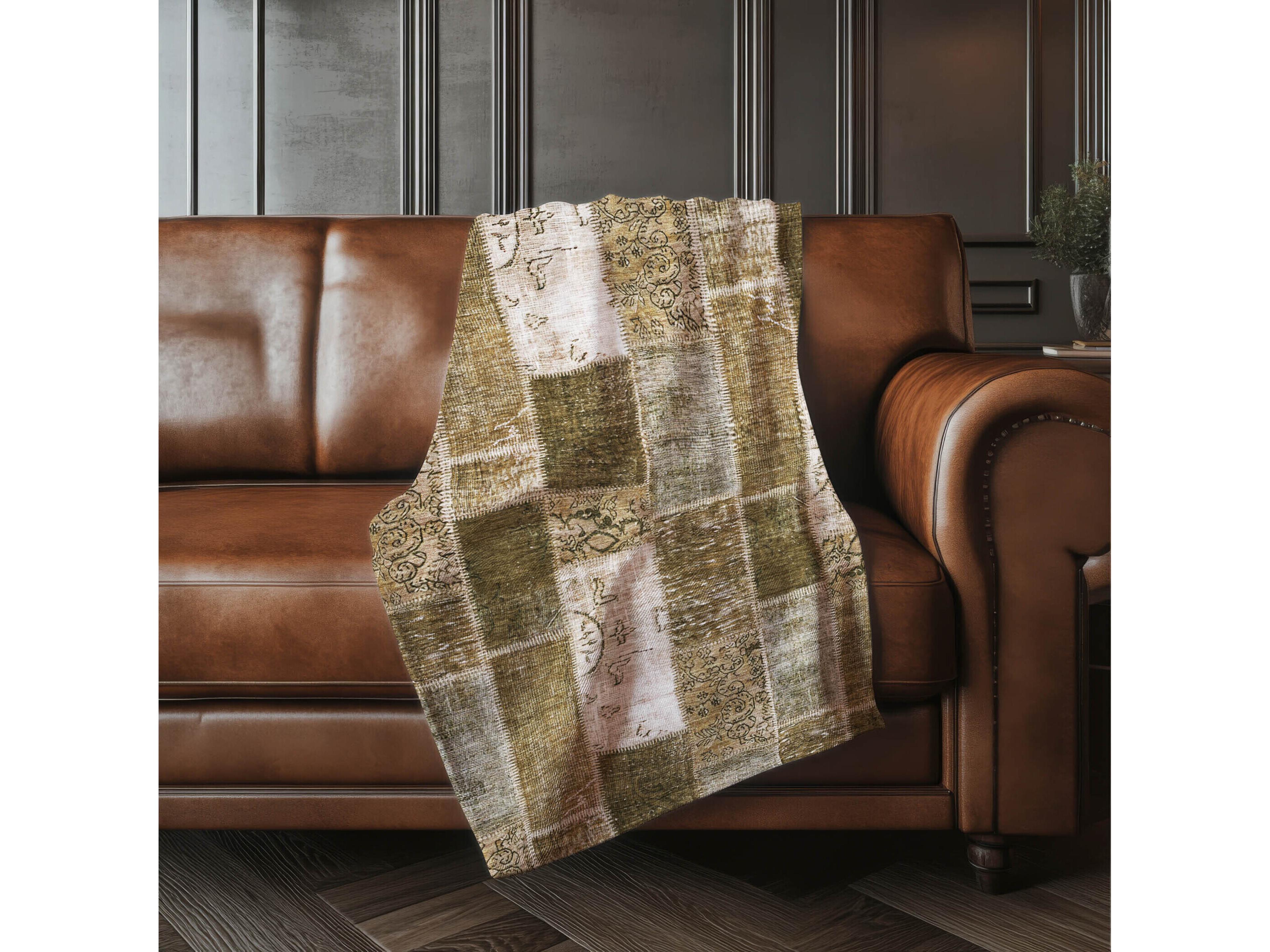 Dalyn Sherpa Brown Polyester Throw